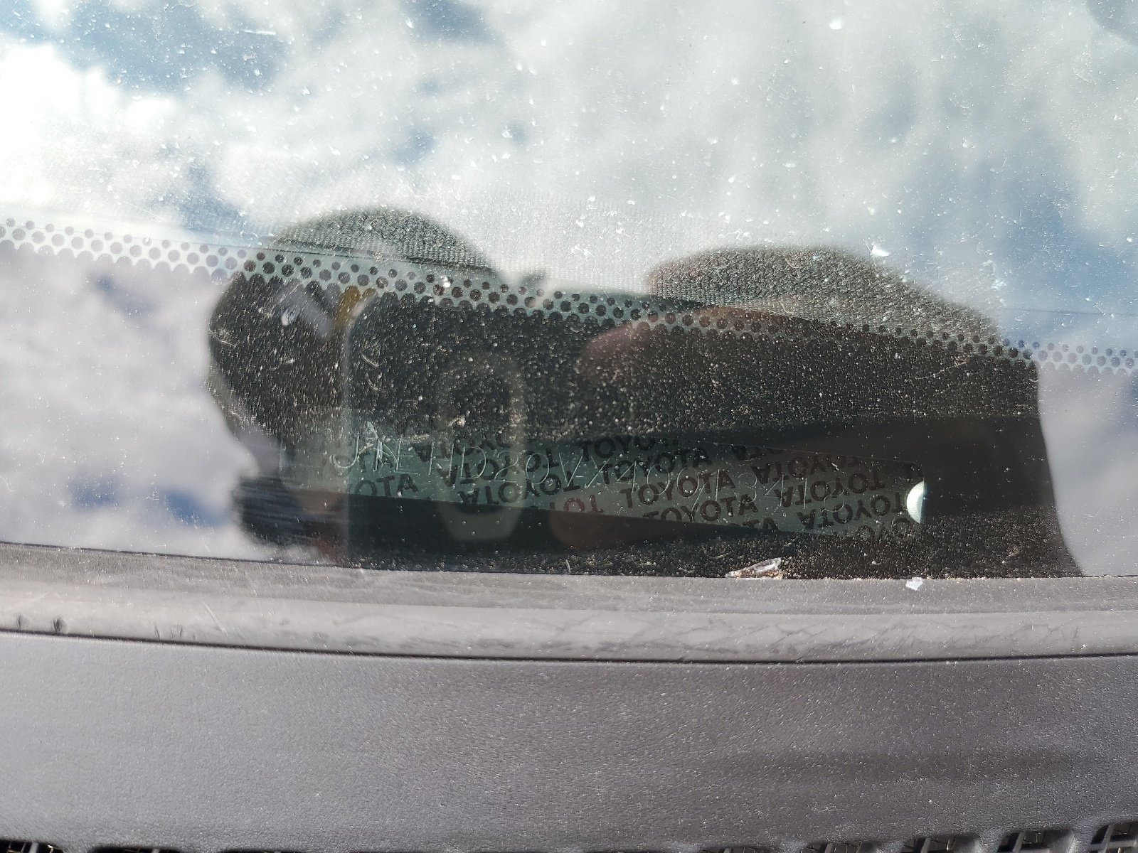 JTEHD20VX40013418 2004 Toyota Rav4