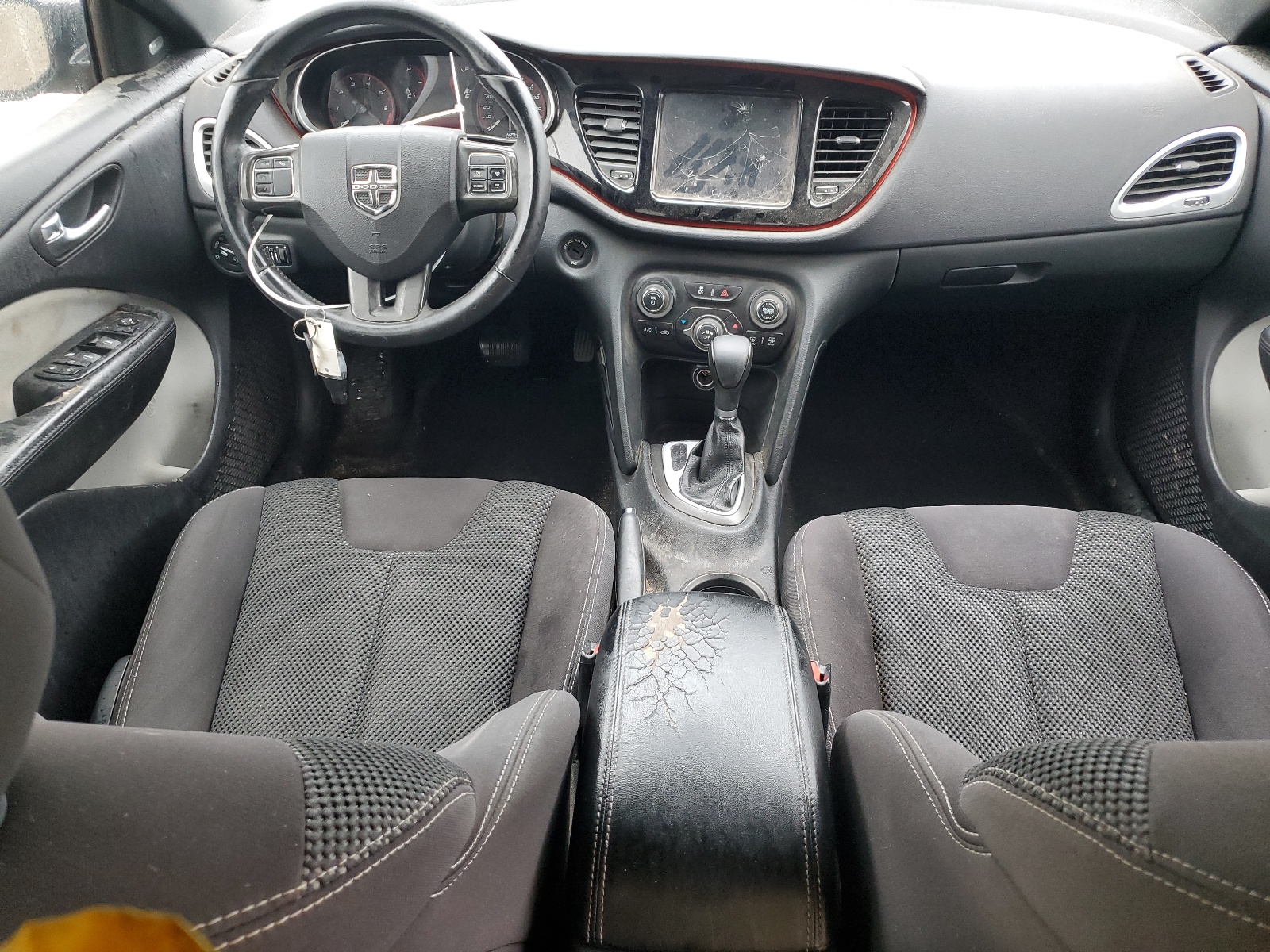 1C3CDFBB9FD174612 2015 Dodge Dart Sxt