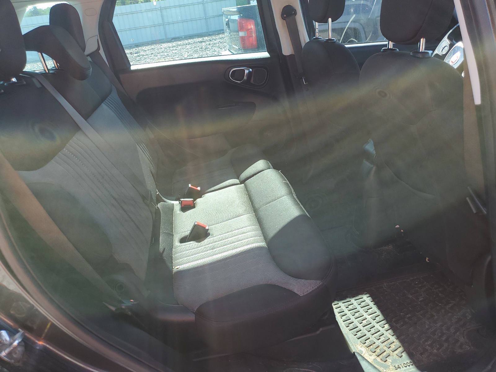 ZFBCFAAH4HZ039058 2017 Fiat 500L Pop