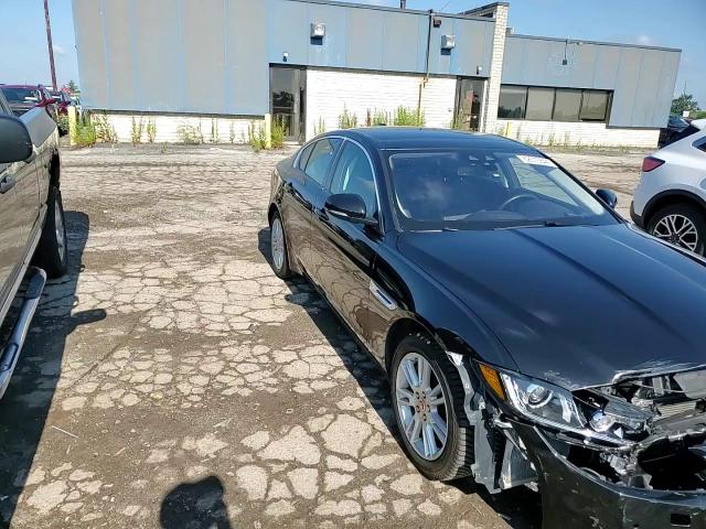 2018 Jaguar Xe Premium VIN: SAJAJ4FX4JCP37829 Lot: 62510844