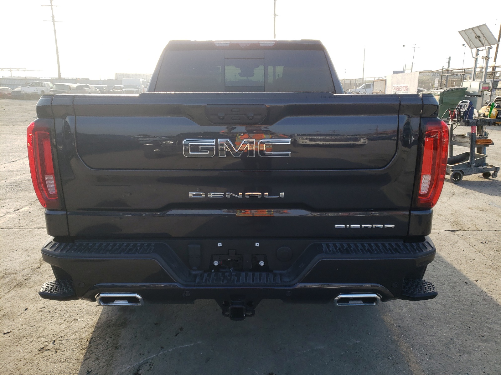 2024 GMC Sierra K1500 Denali Ultimate vin: 1GTUUHE81RZ223076