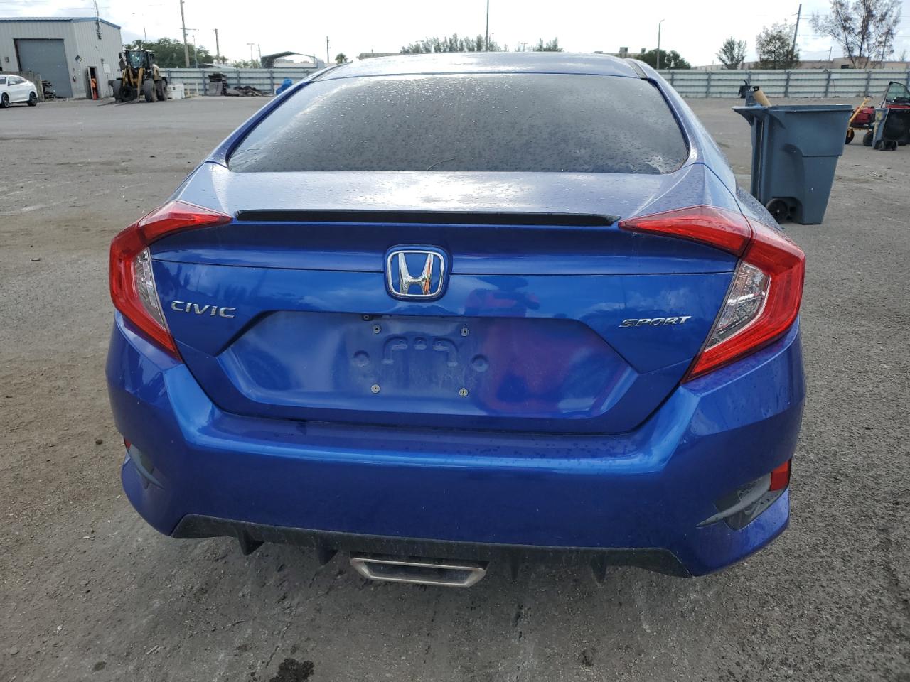 2020 Honda Civic Sport VIN: 2HGFC2F86LH555899 Lot: 64061284