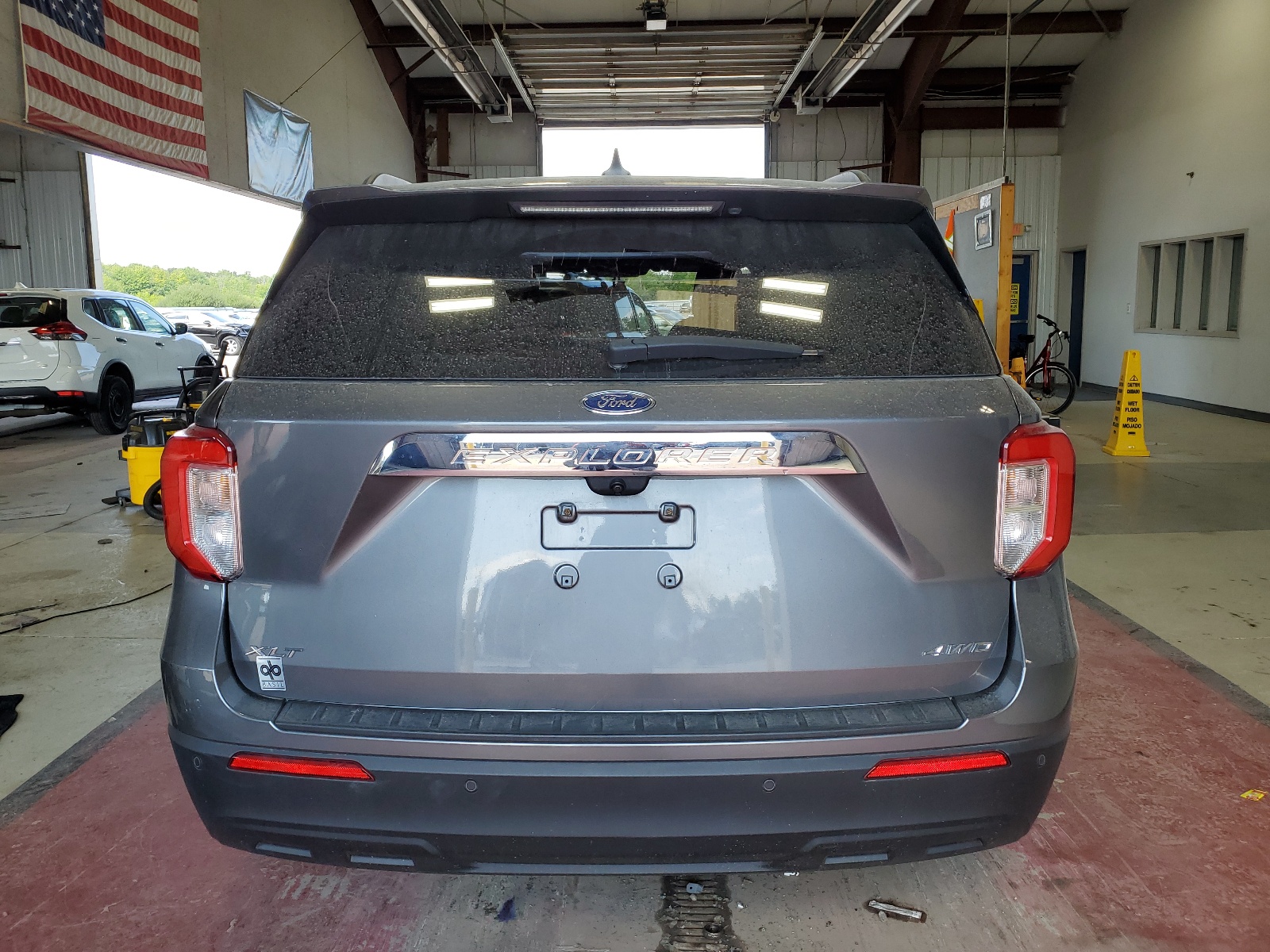 1FMSK8DH2MGA69220 2021 Ford Explorer Xlt