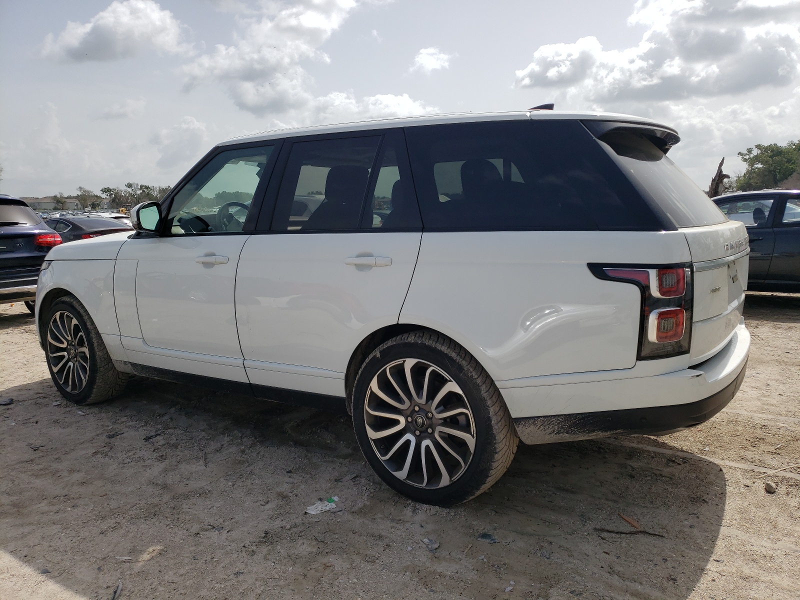 2019 Land Rover Range Rover Hse vin: SALGS2SV7KA548323