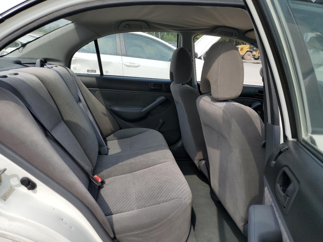 2004 Honda Civic Dx Vp VIN: 2HGES16334H621517 Lot: 64179374