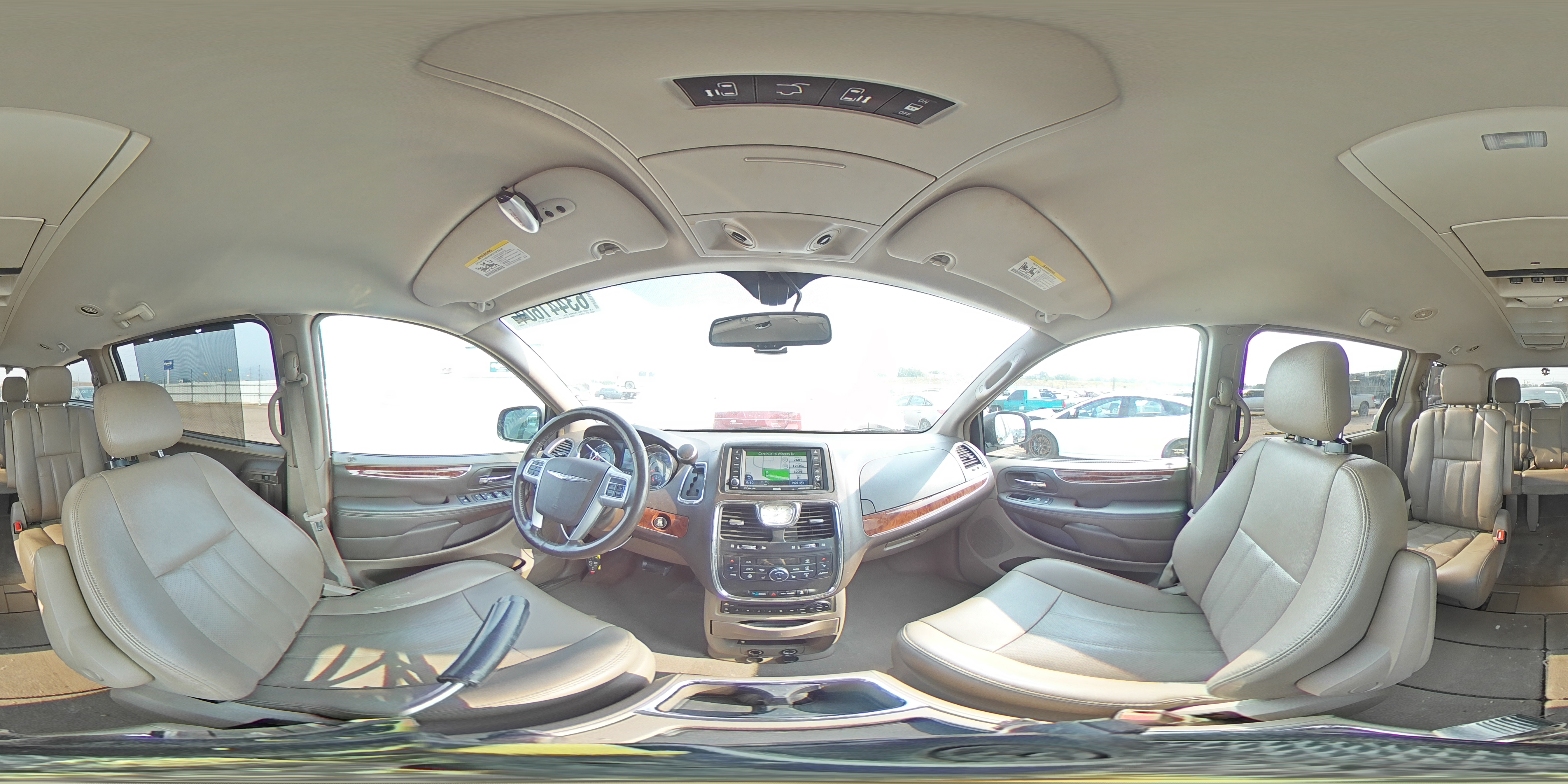 2011 Chrysler Town & Country Touring L VIN: 2A4RR8DGXBR760037 Lot: 63441604