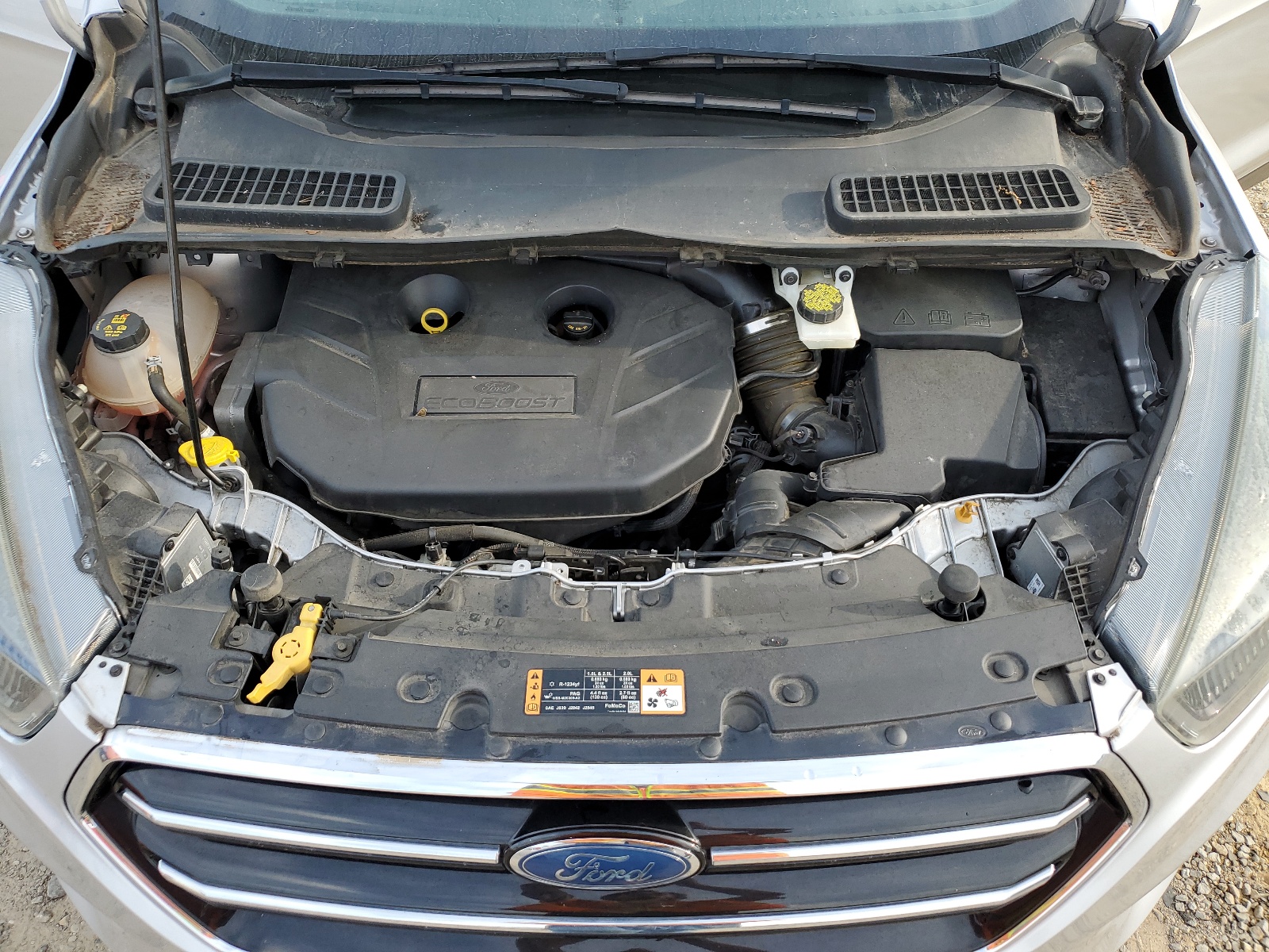 1FMCU0G95HUF02122 2017 Ford Escape Se