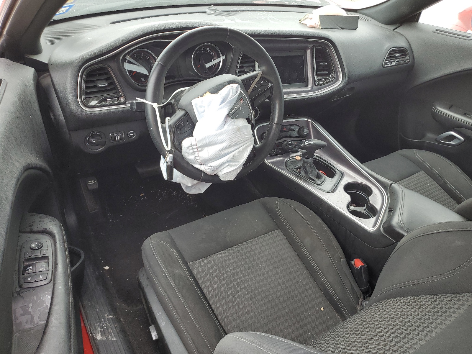 2C3CDZAG9JH321618 2018 Dodge Challenger Sxt