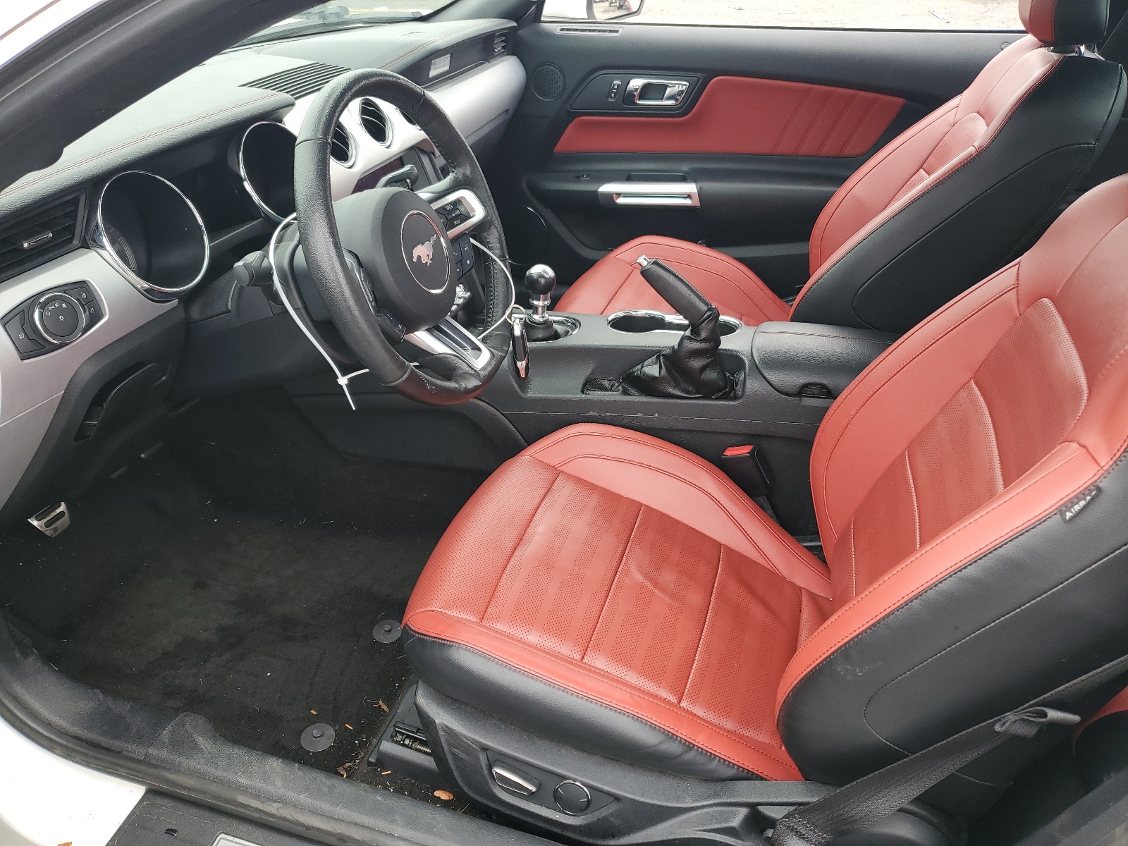 1FA6P8THXH5358605 2017 Ford Mustang