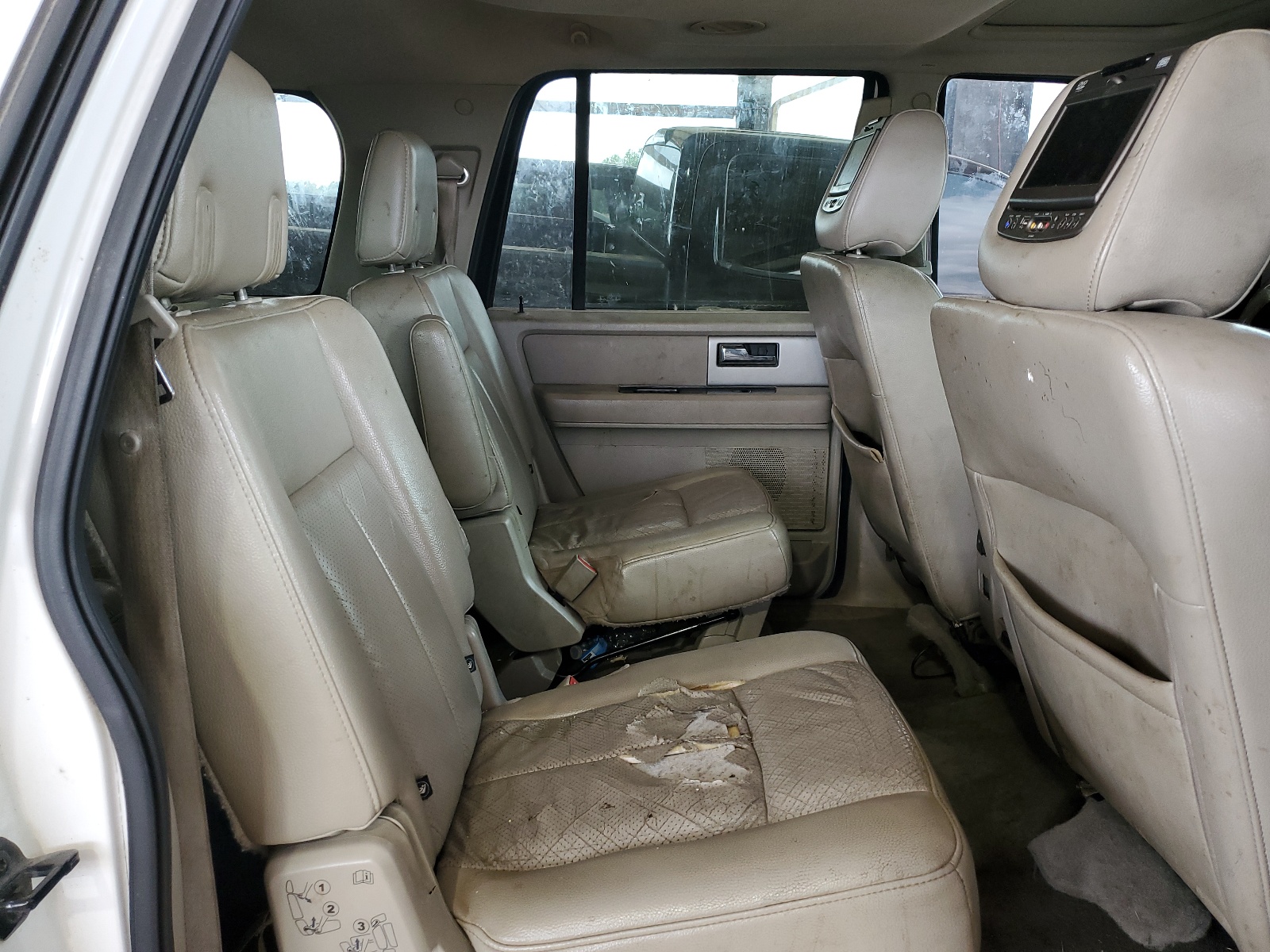 1FMJK2A50BEF25517 2011 Ford Expedition El Limited