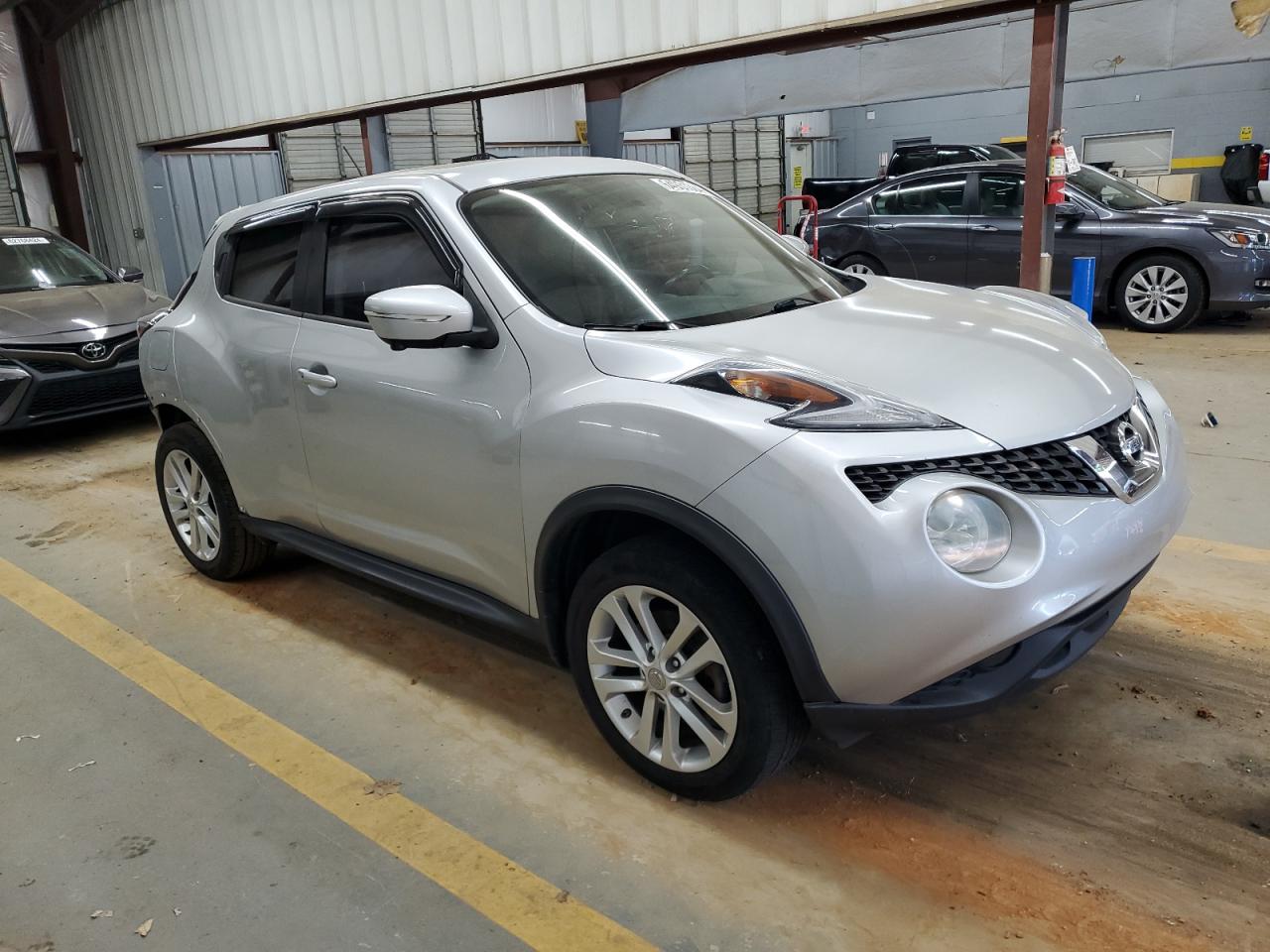 2015 Nissan Juke S VIN: JN8AF5MV8FT552654 Lot: 64931384