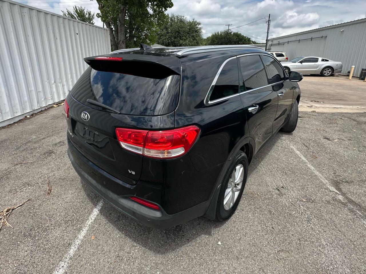 2016 Kia Sorento Lx VIN: 5XYPG4A58GG102694 Lot: 65218504