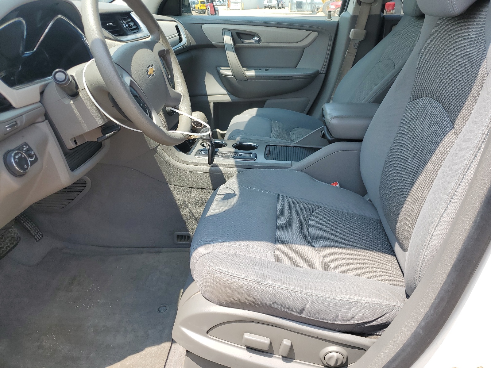 1GNKRFKD8EJ263007 2014 Chevrolet Traverse Ls