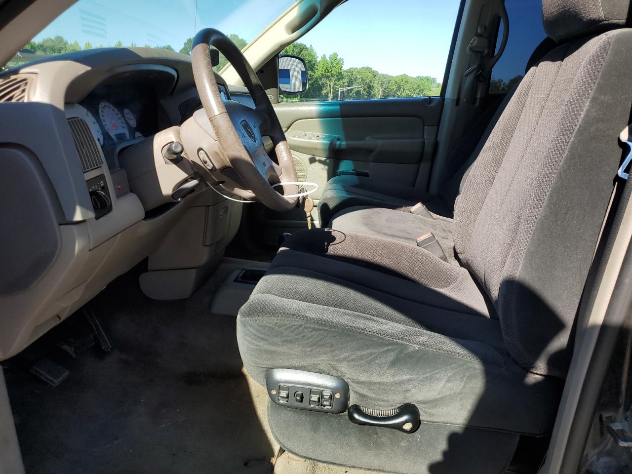 2002 Dodge Ram 1500 VIN: 1D3HU18Z72J259265 Lot: 61035904