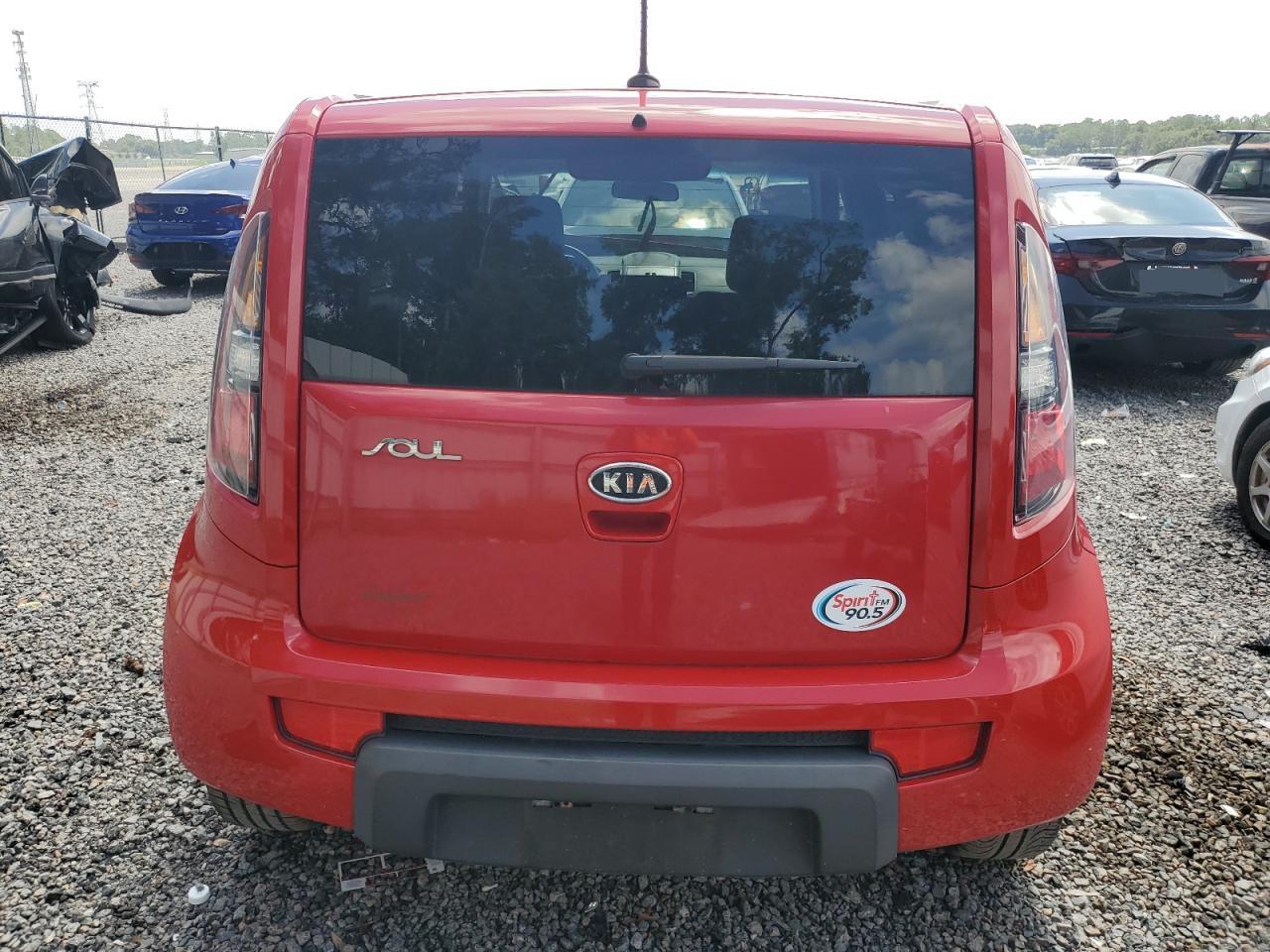 2011 Kia Soul + VIN: KNDJT2A20B7316337 Lot: 64561434