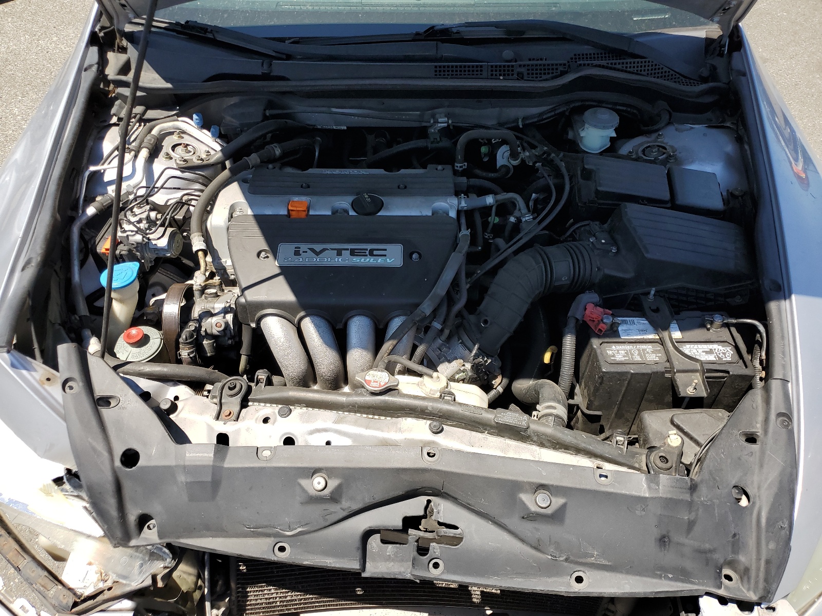 1HGCM56425A049082 2005 Honda Accord Lx