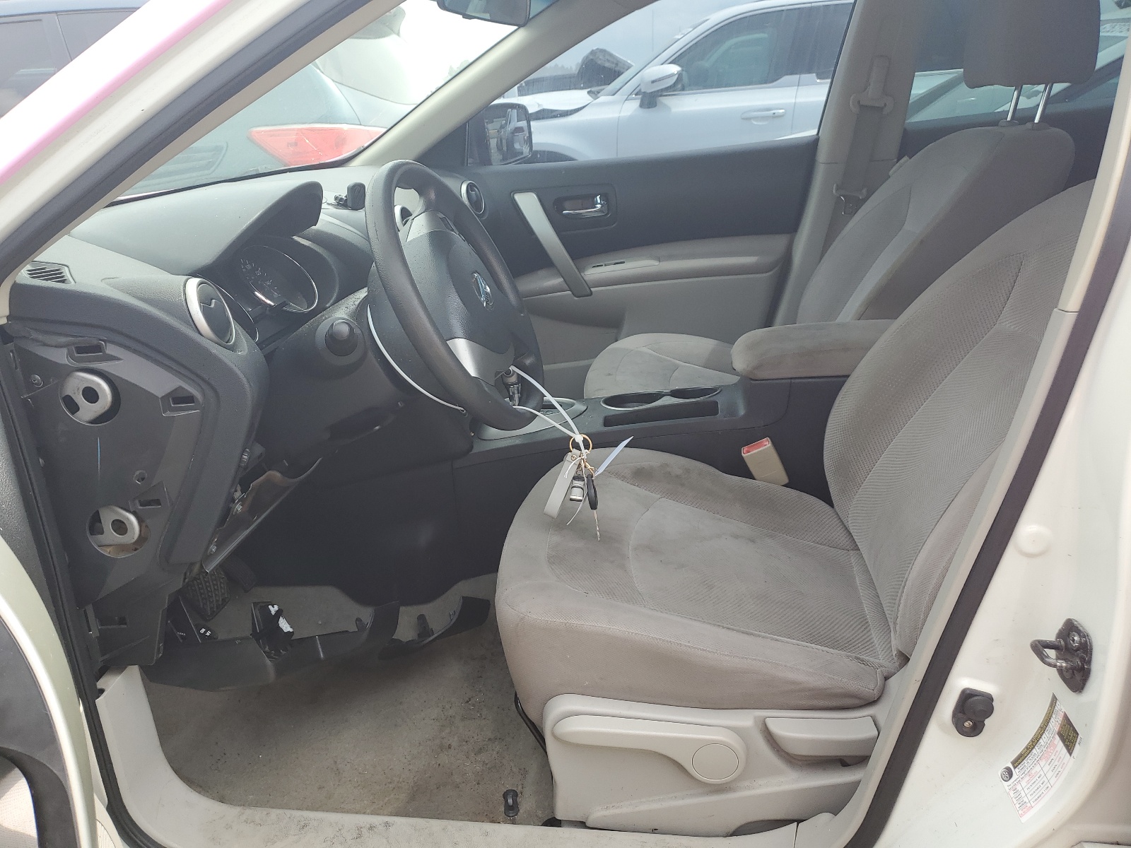 JN8AS5MT3BW176657 2011 Nissan Rogue S