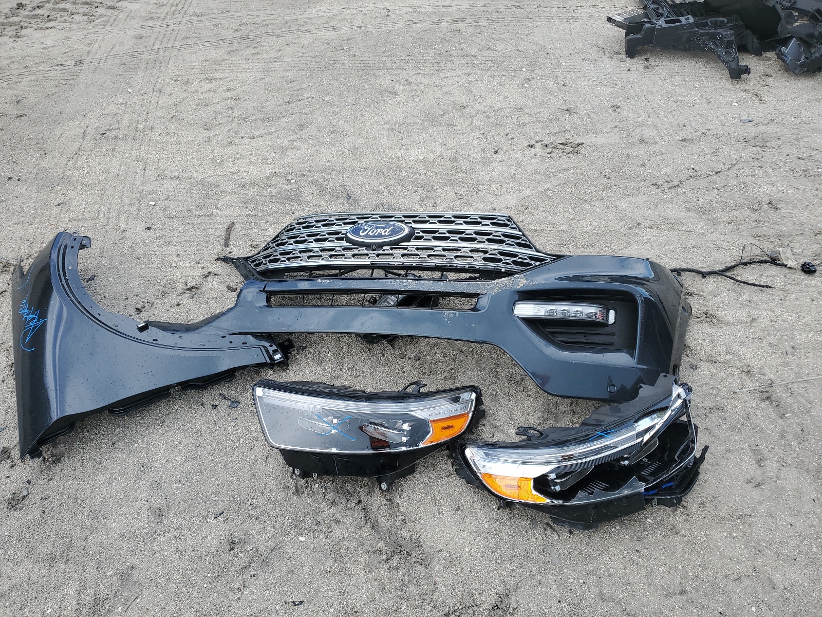 1FMSK7FH1NGA64437 2022 Ford Explorer Limited