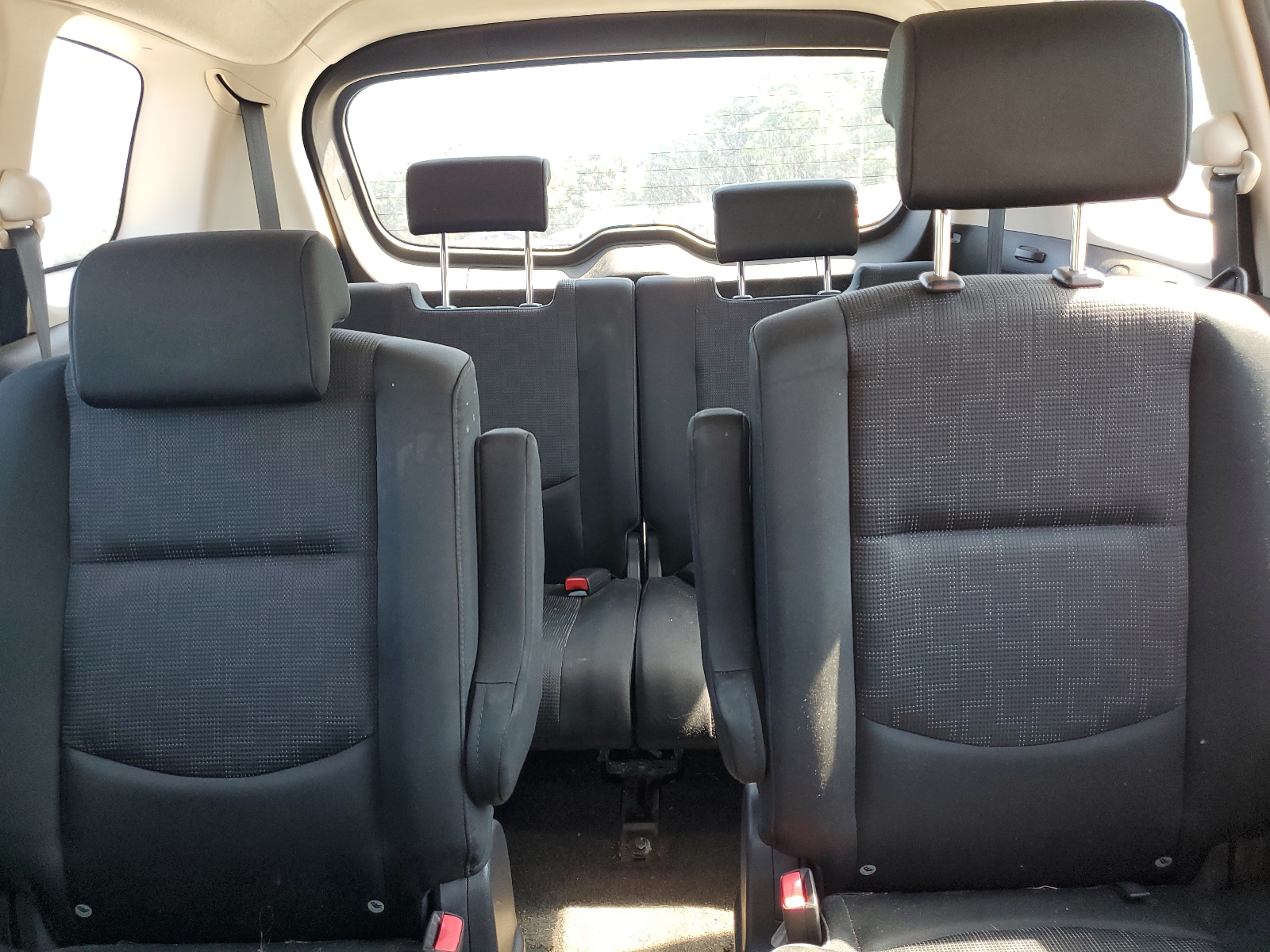 JM1CR2WL9A0360692 2010 Mazda 5