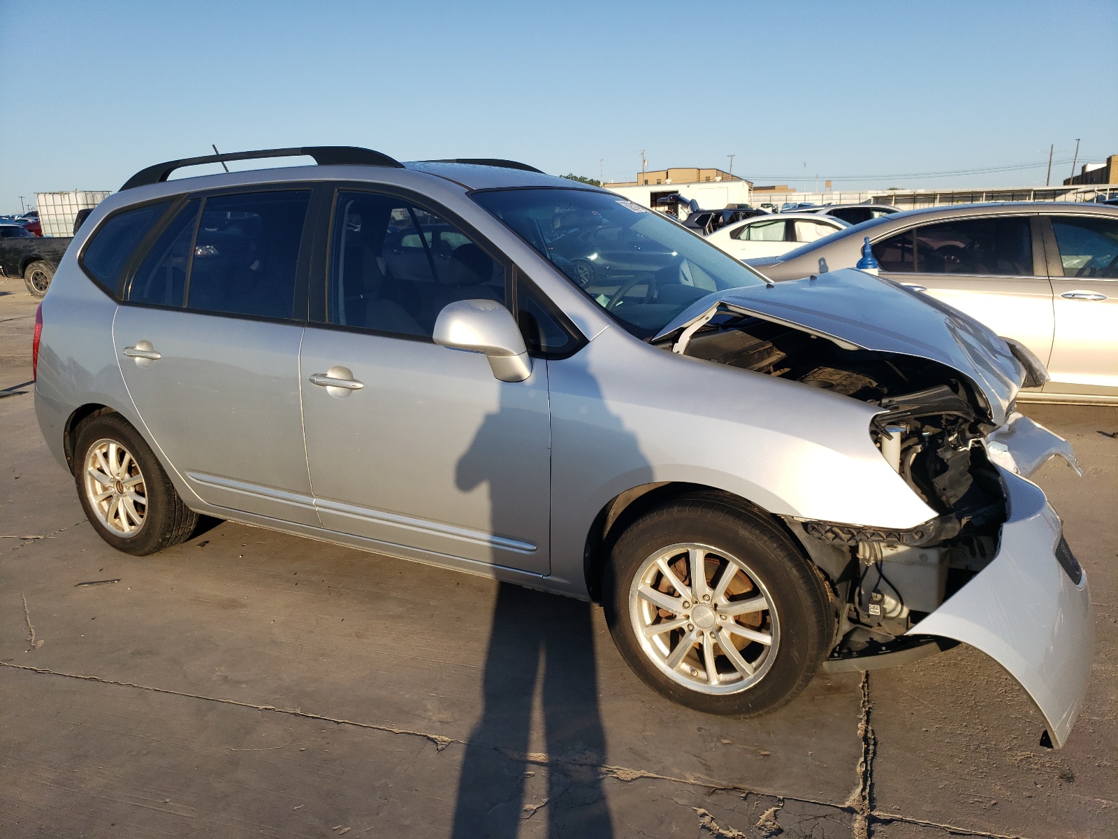 KNAFG528397267091 2009 Kia Rondo Base