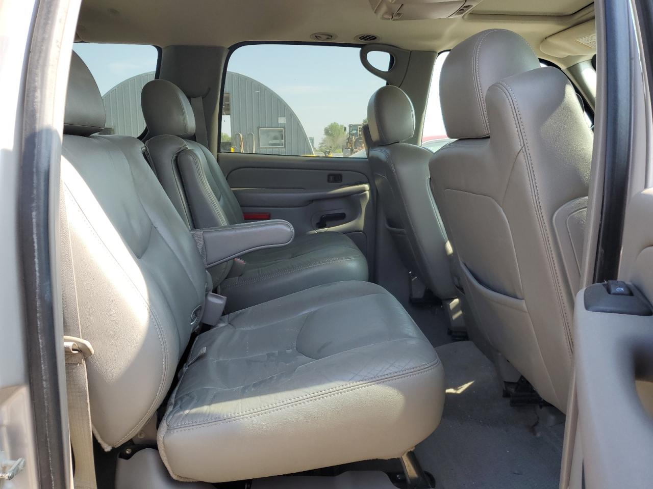 2004 Chevrolet Suburban K1500 VIN: 1GNFK16Z34J205769 Lot: 63396554