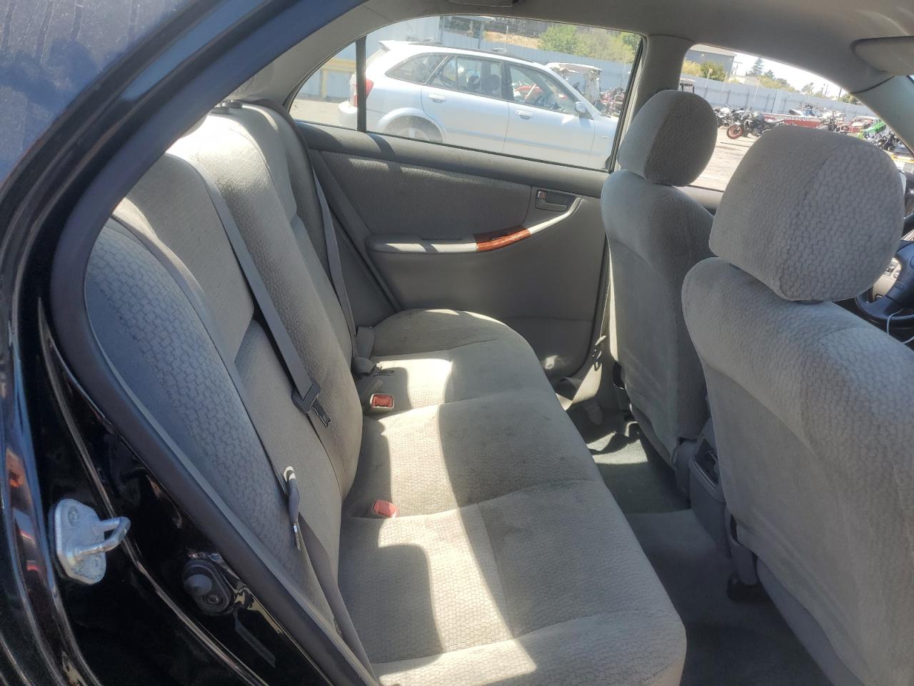 2004 Toyota Corolla Ce VIN: 1NXBR32E04Z317232 Lot: 63931974