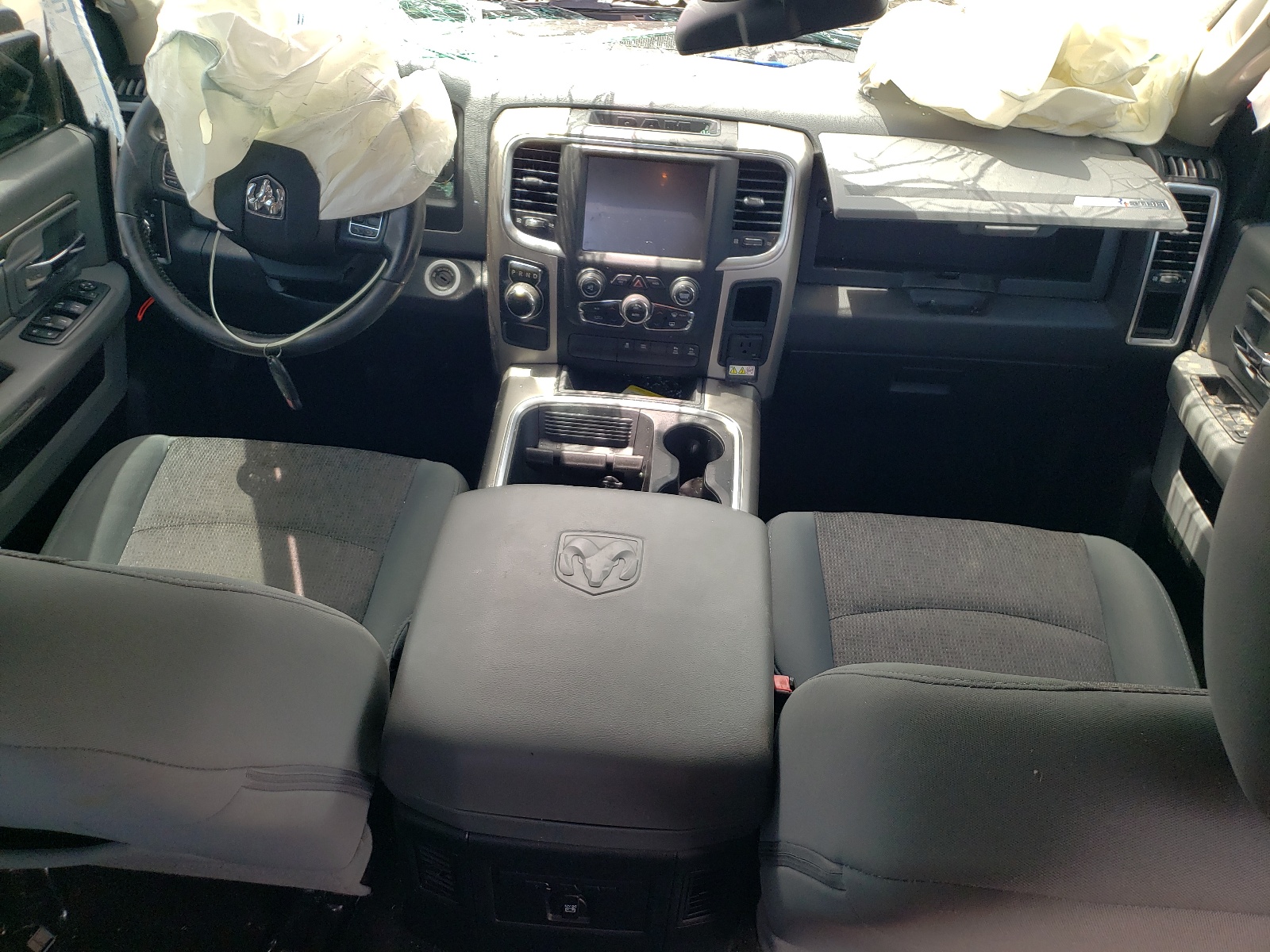 1C6RR6LT7HS561910 2017 Ram 1500 Slt