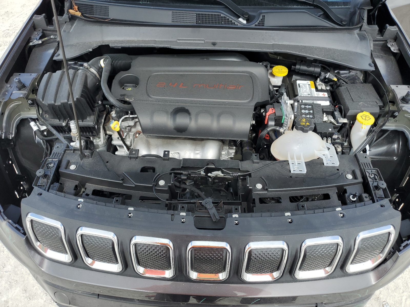 3C4NJCBB9NT235249 2022 Jeep Compass Latitude