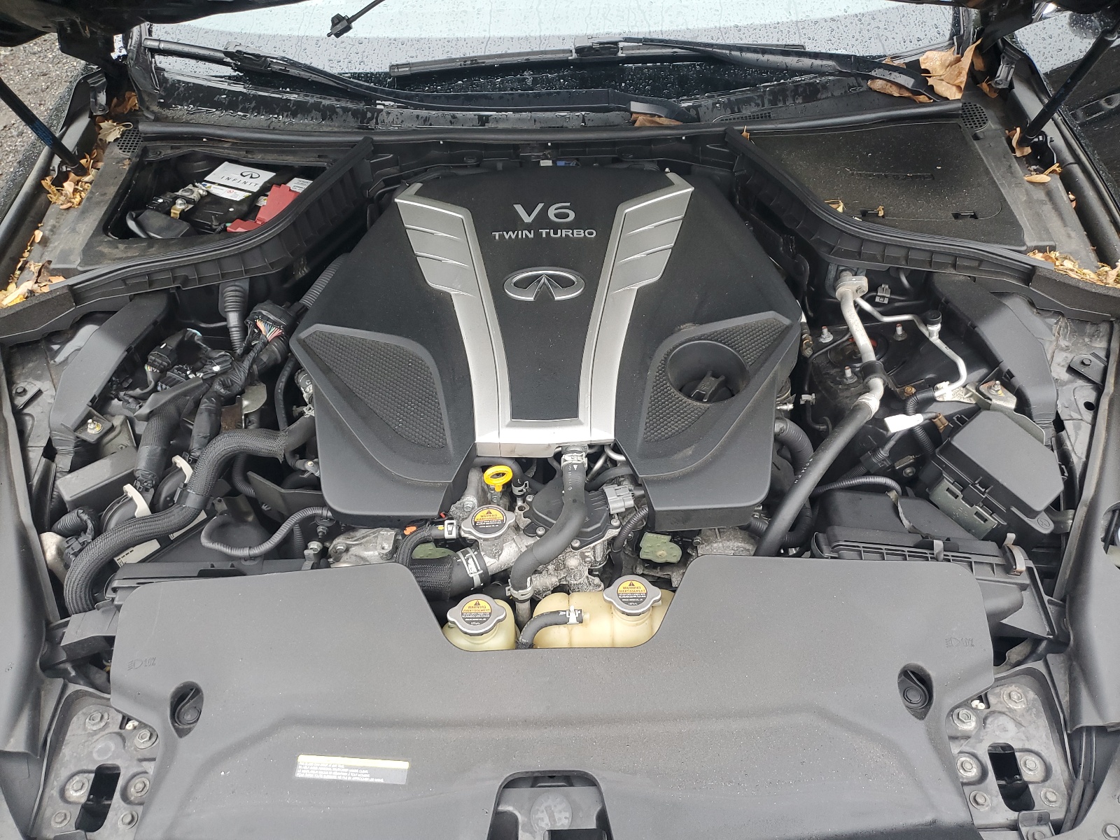 JN1EV7AR5JM440256 2018 Infiniti Q50 Luxe