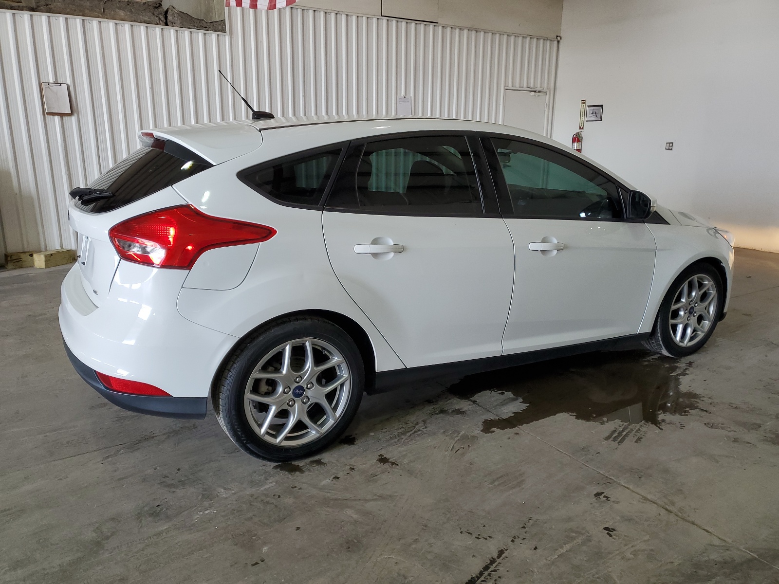 2015 Ford Focus Se vin: 1FADP3K20FL329873