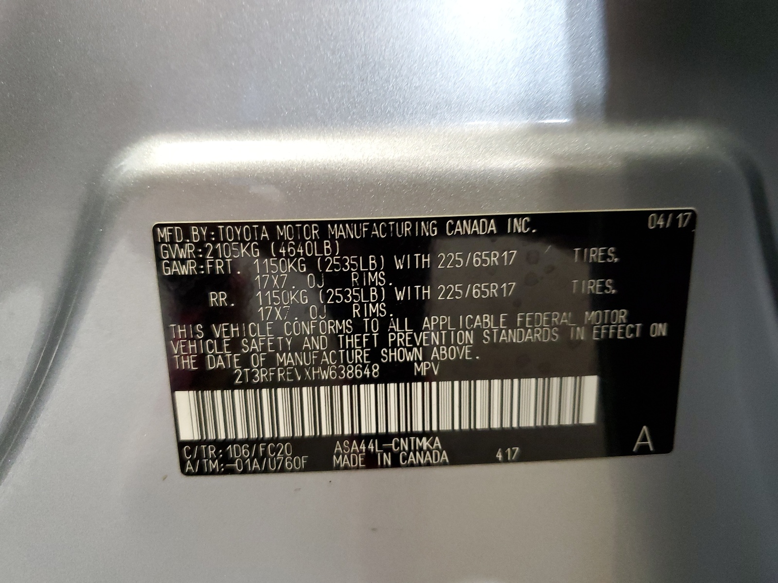 2T3RFREVXHW638648 2017 Toyota Rav4 Xle