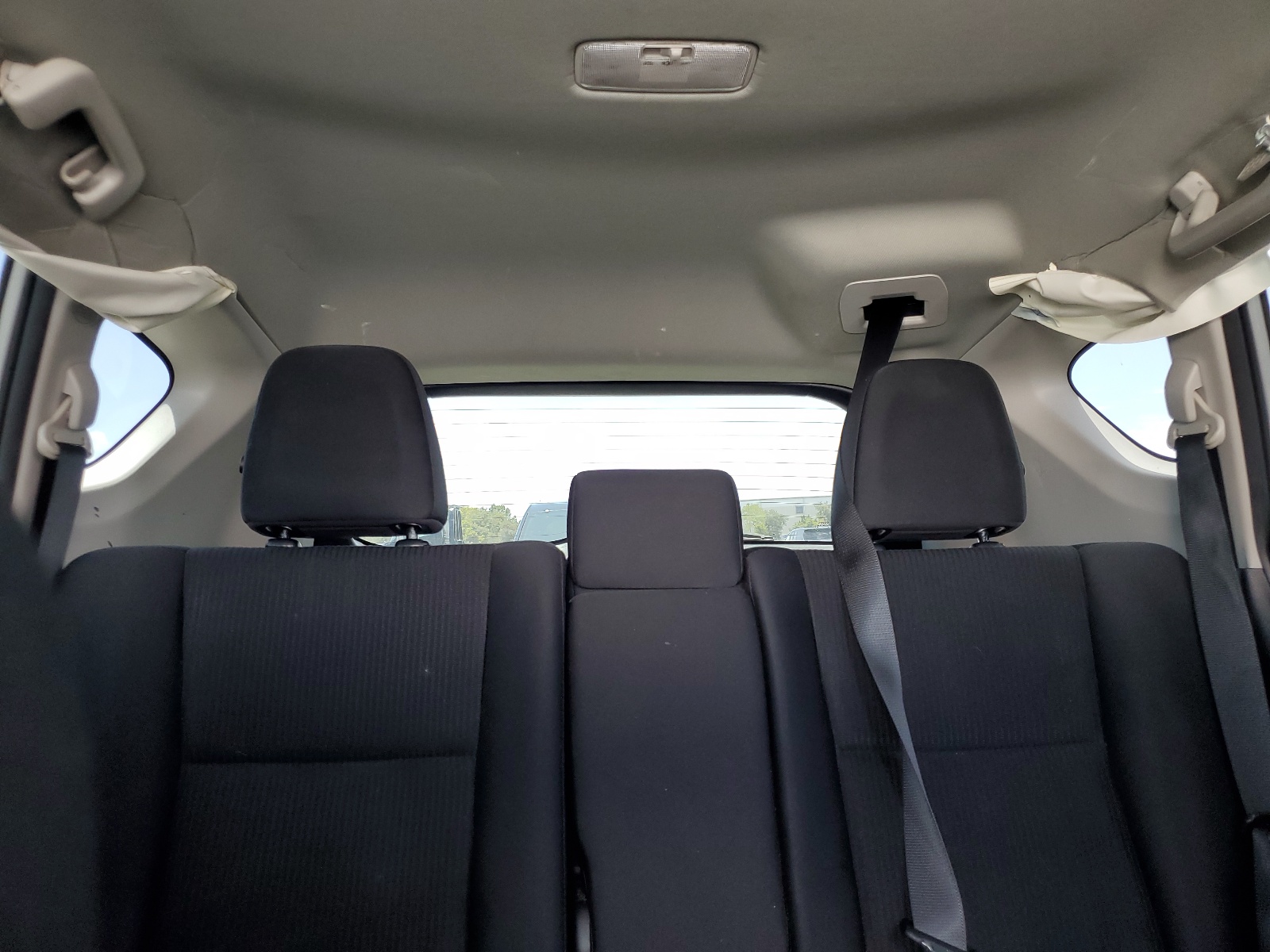 2T3ZFREVXHW349804 2017 Toyota Rav4 Le