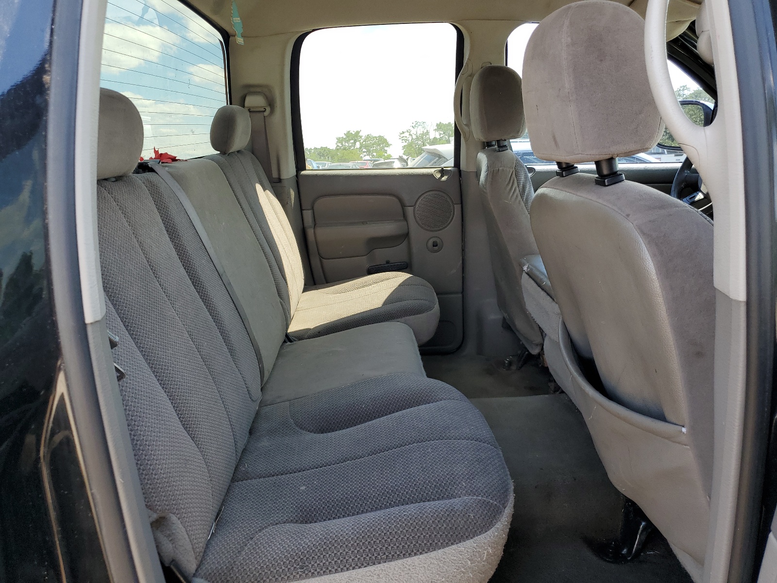 1D7HA18D04S555267 2004 Dodge Ram 1500 St