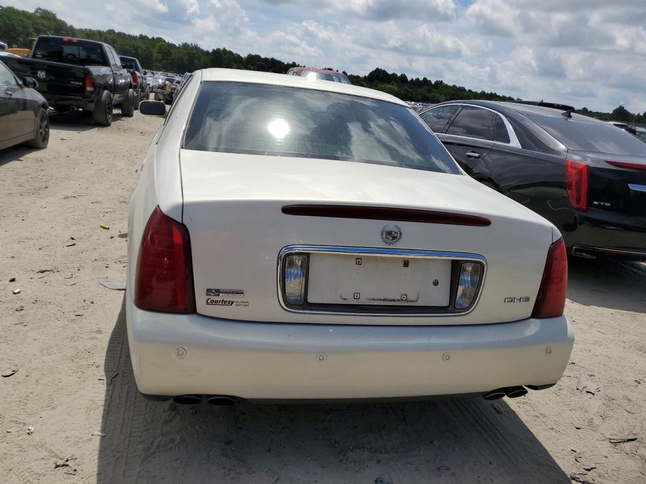 2004 Cadillac Deville Dhs VIN: 1G6KE57YX4U177904 Lot: 62249094