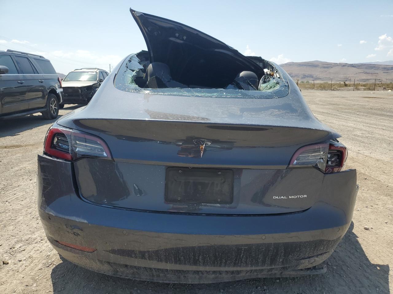 5YJ3E1EB6KF510033 2019 Tesla Model 3