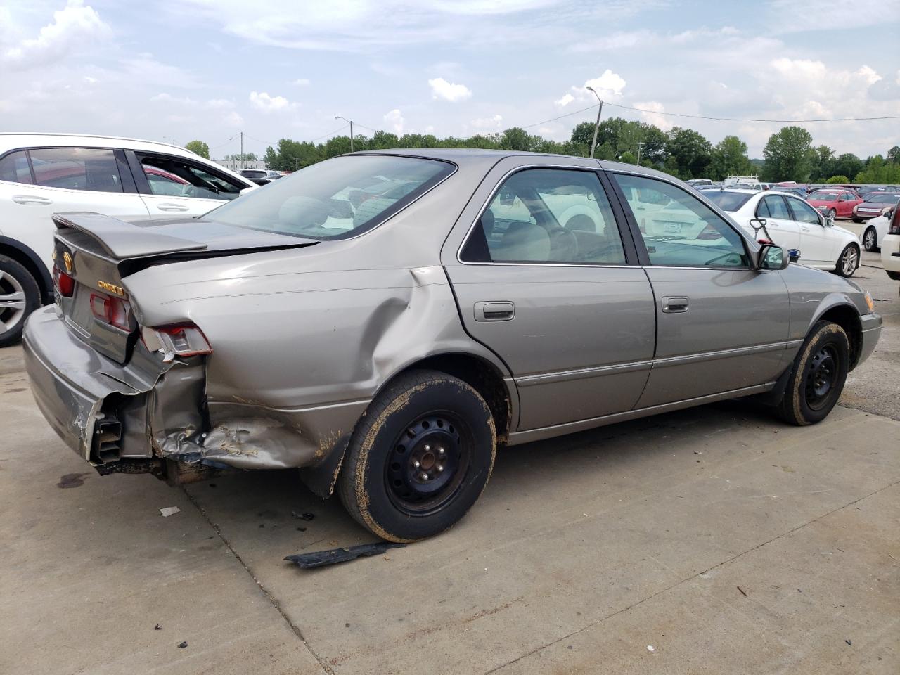 1997 Toyota Camry - Image 3