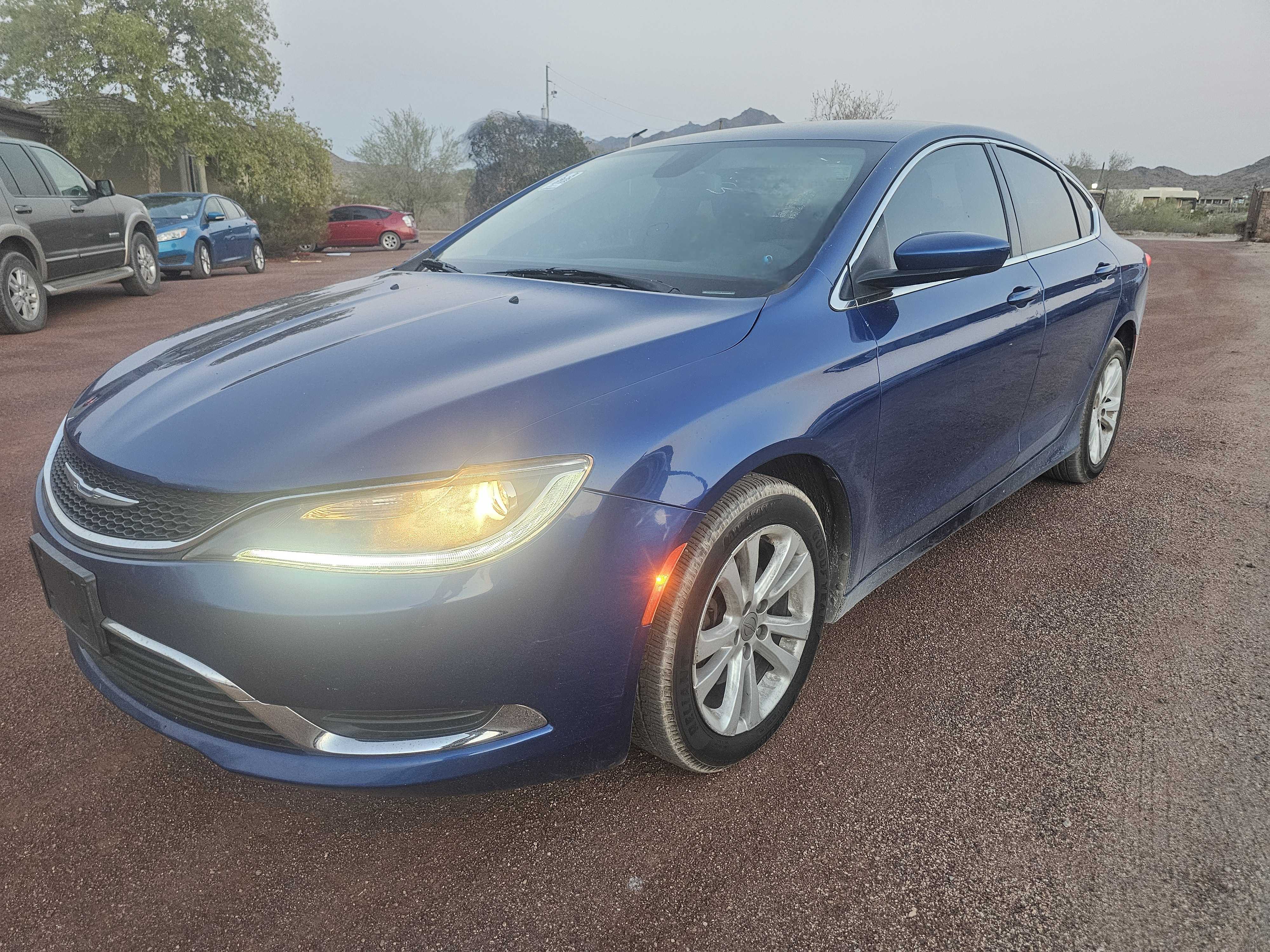 2015 Chrysler 200 Limited vin: 1C3CCCAB0FN669472