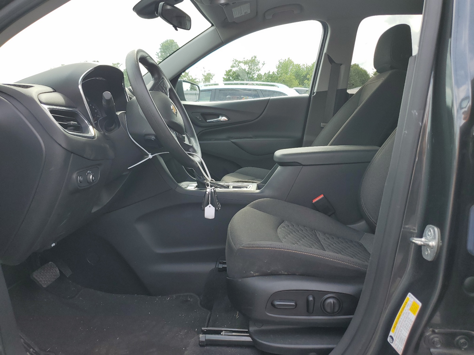 3GNAXUEV7ML330570 2021 Chevrolet Equinox Lt