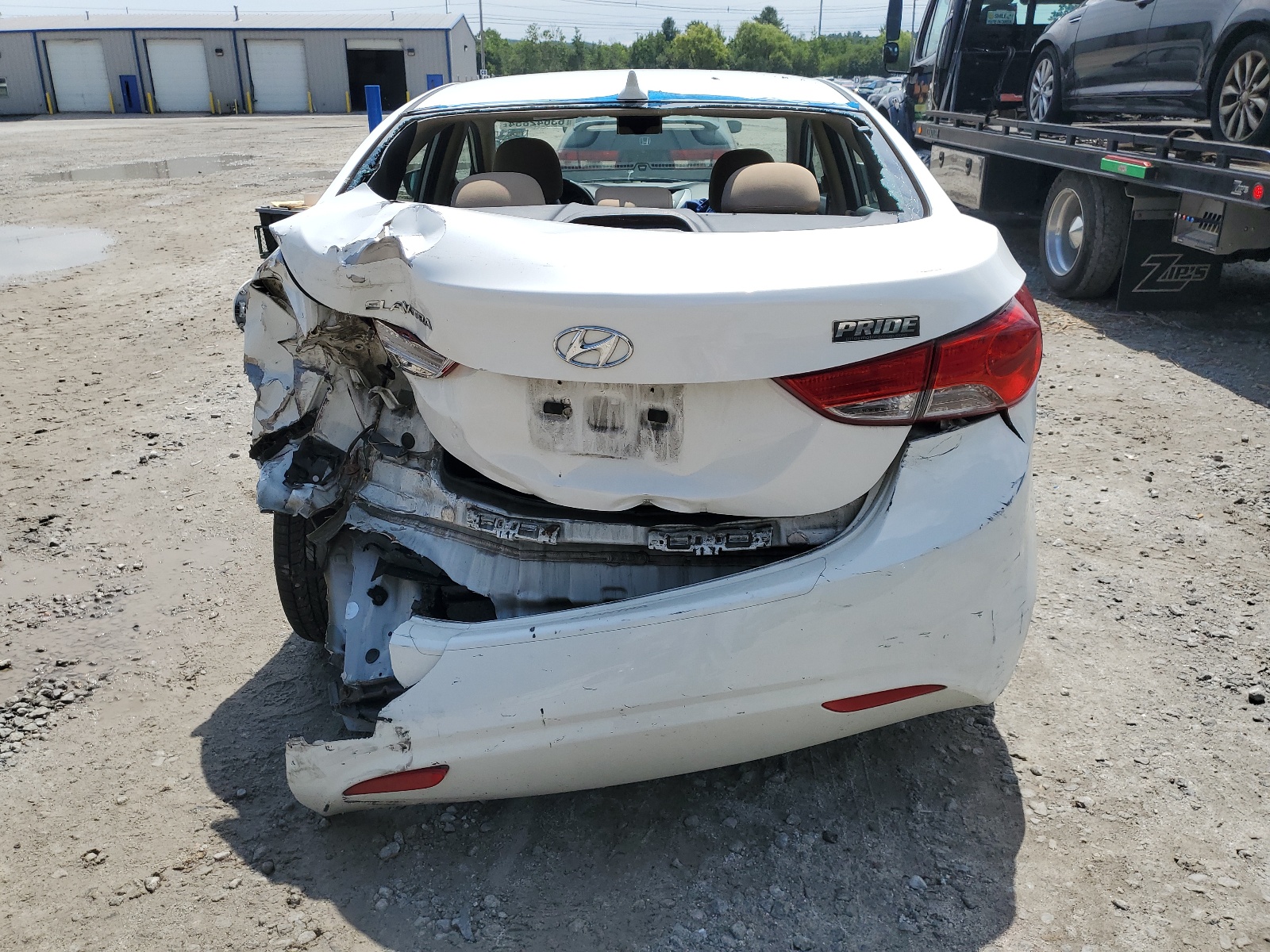 5NPDH4AE8DH389748 2013 Hyundai Elantra Gls