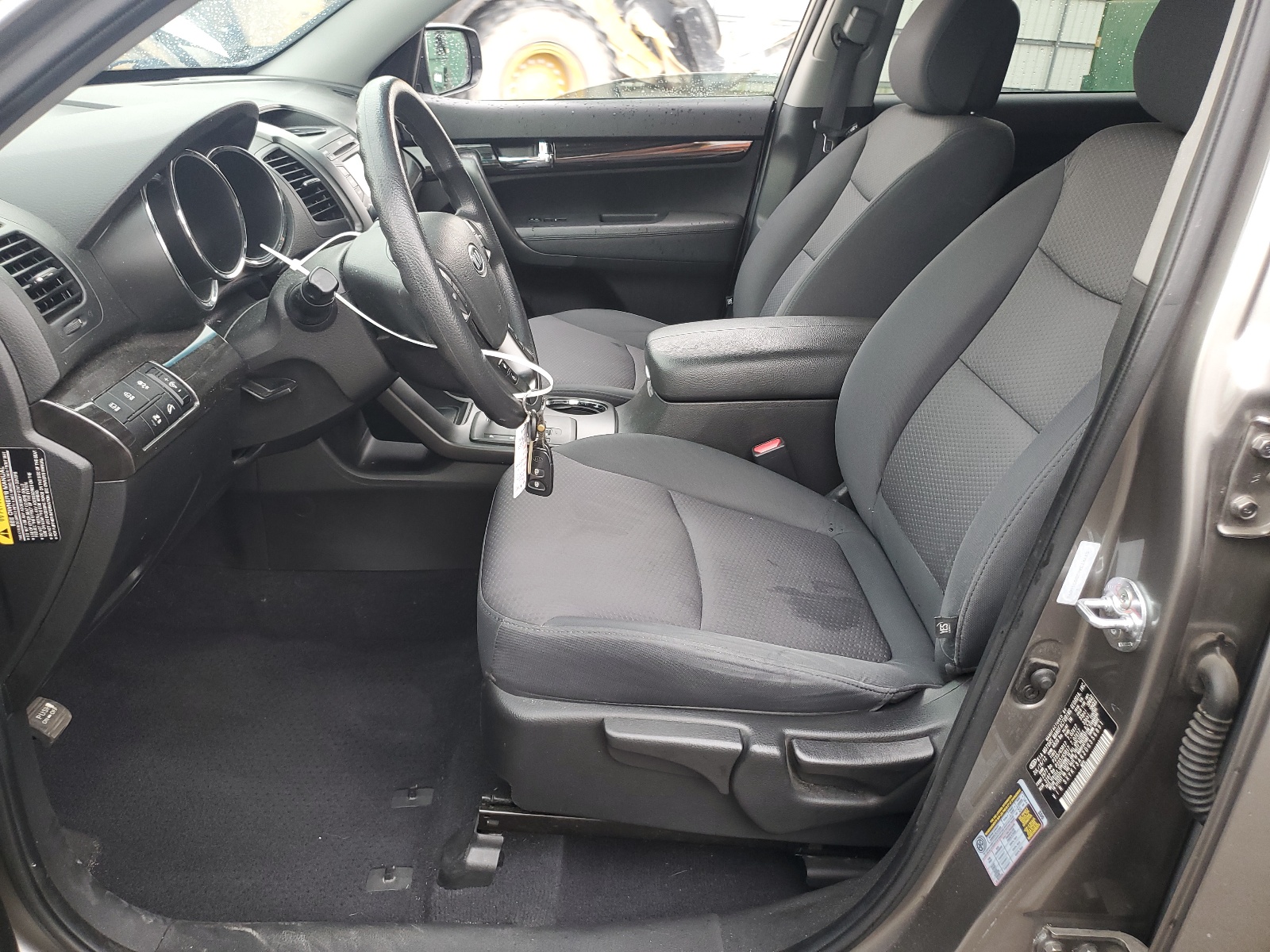 5XYKT3A62DG356891 2013 Kia Sorento Lx