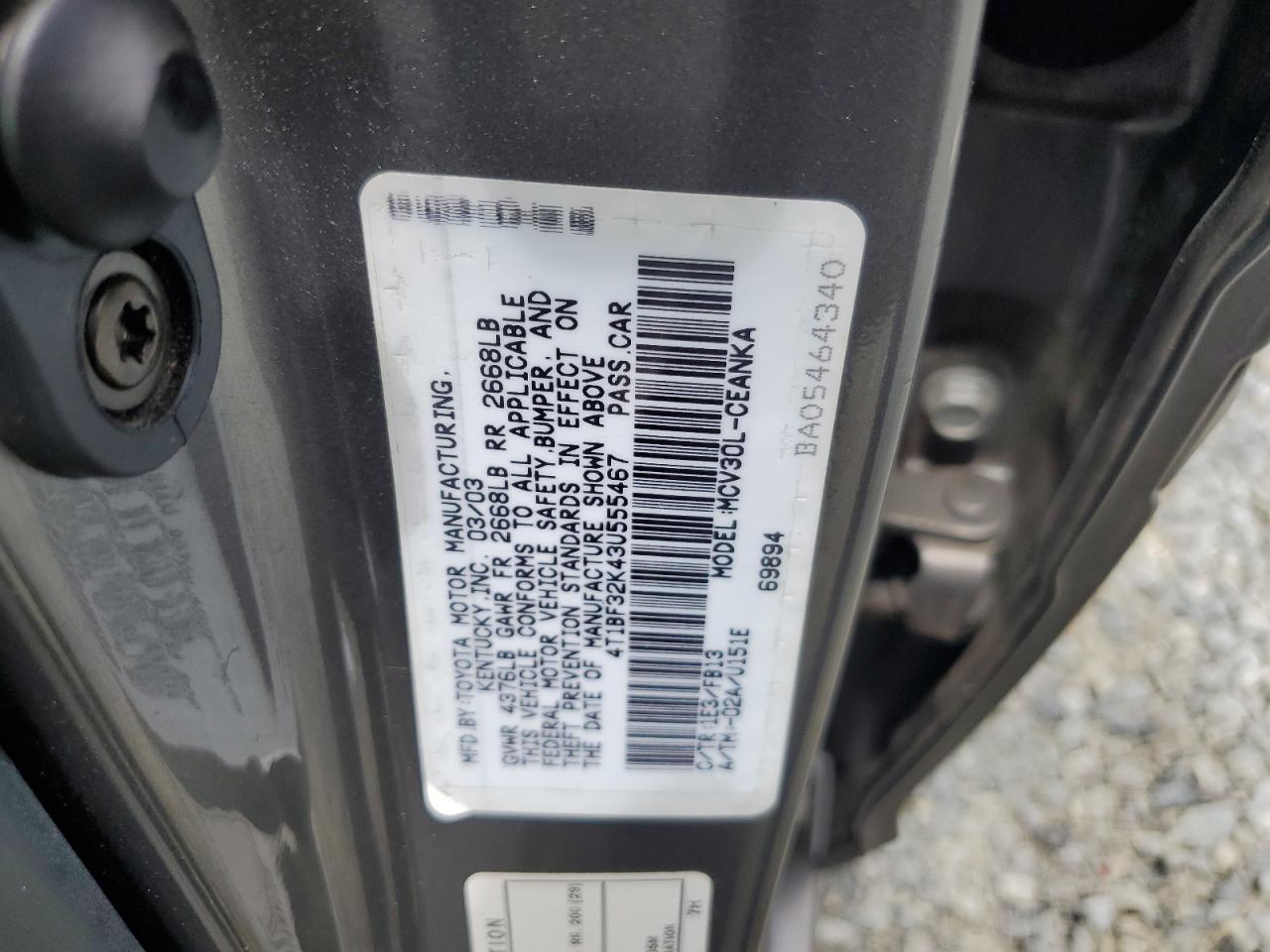 2003 Toyota Camry Le VIN: 4T1BF32K43U555467 Lot: 64579894