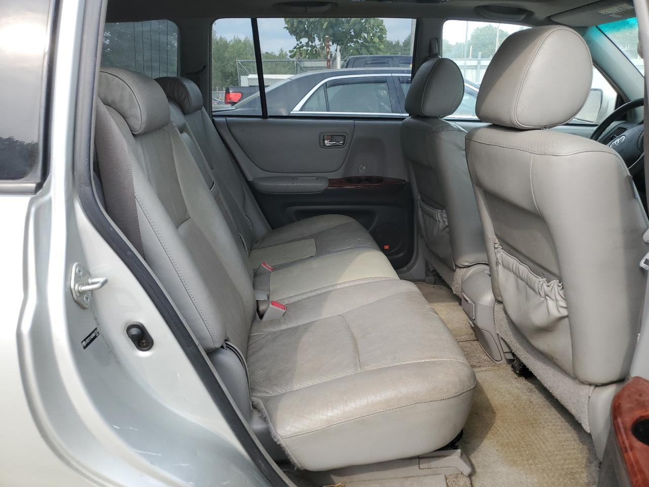 2004 Toyota Highlander VIN: JTEEP21A340017218 Lot: 64431144