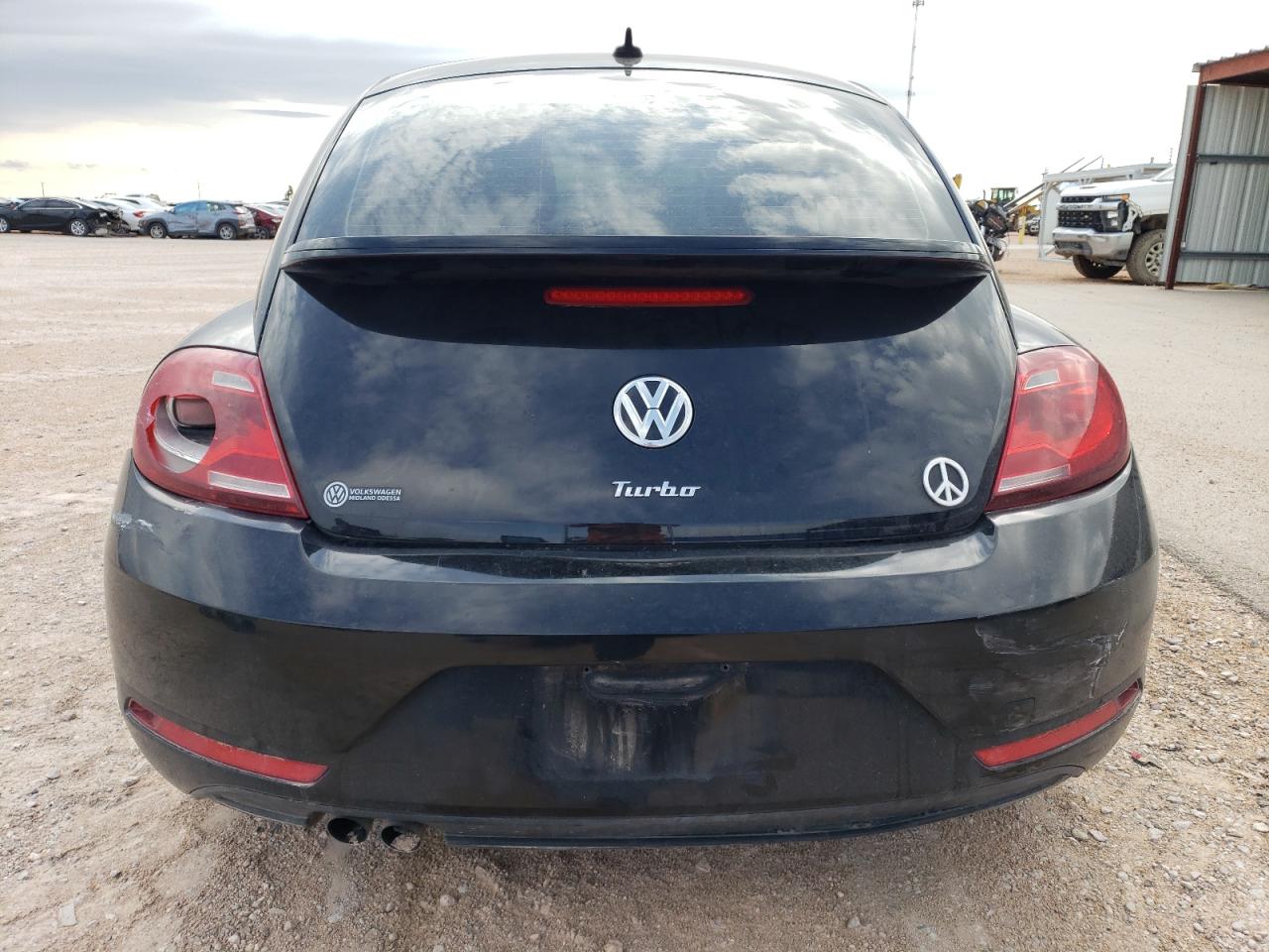 2018 Volkswagen Beetle S VIN: 3VWFD7AT1JM726963 Lot: 63879604