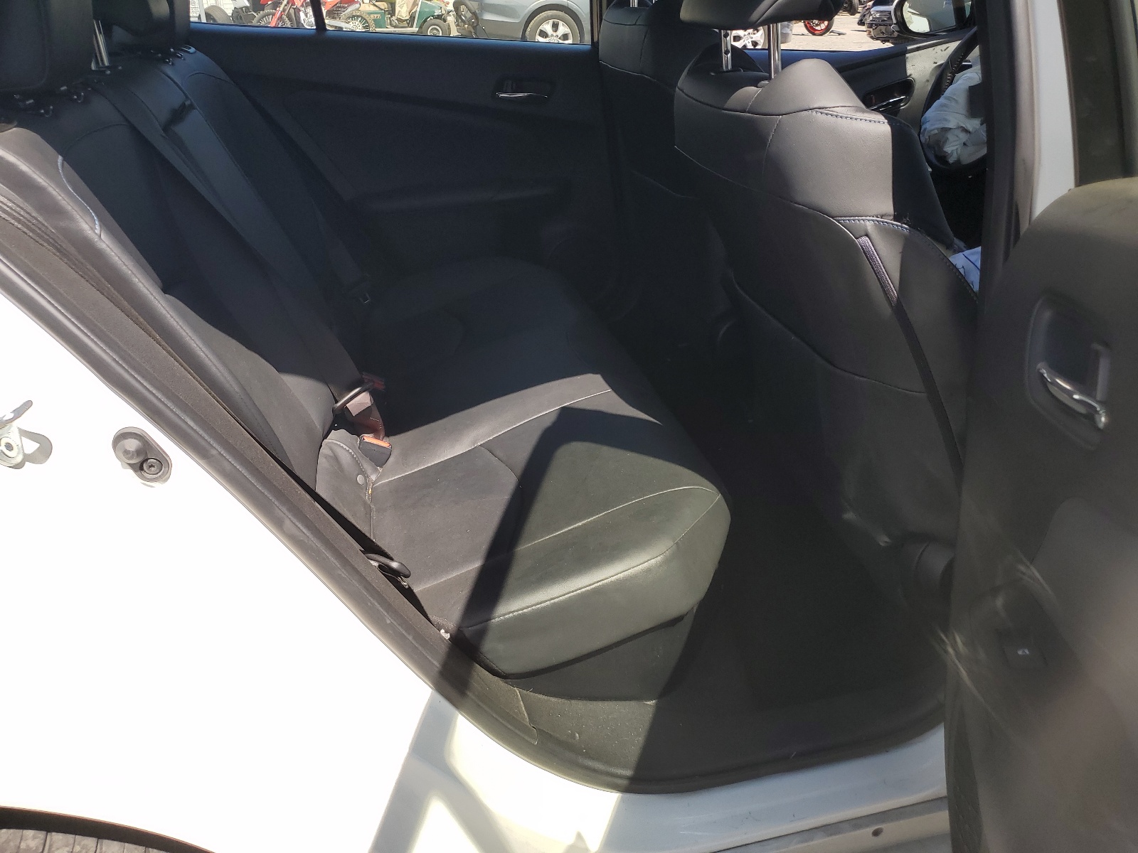 JTDKARFU1G3010131 2016 Toyota Prius