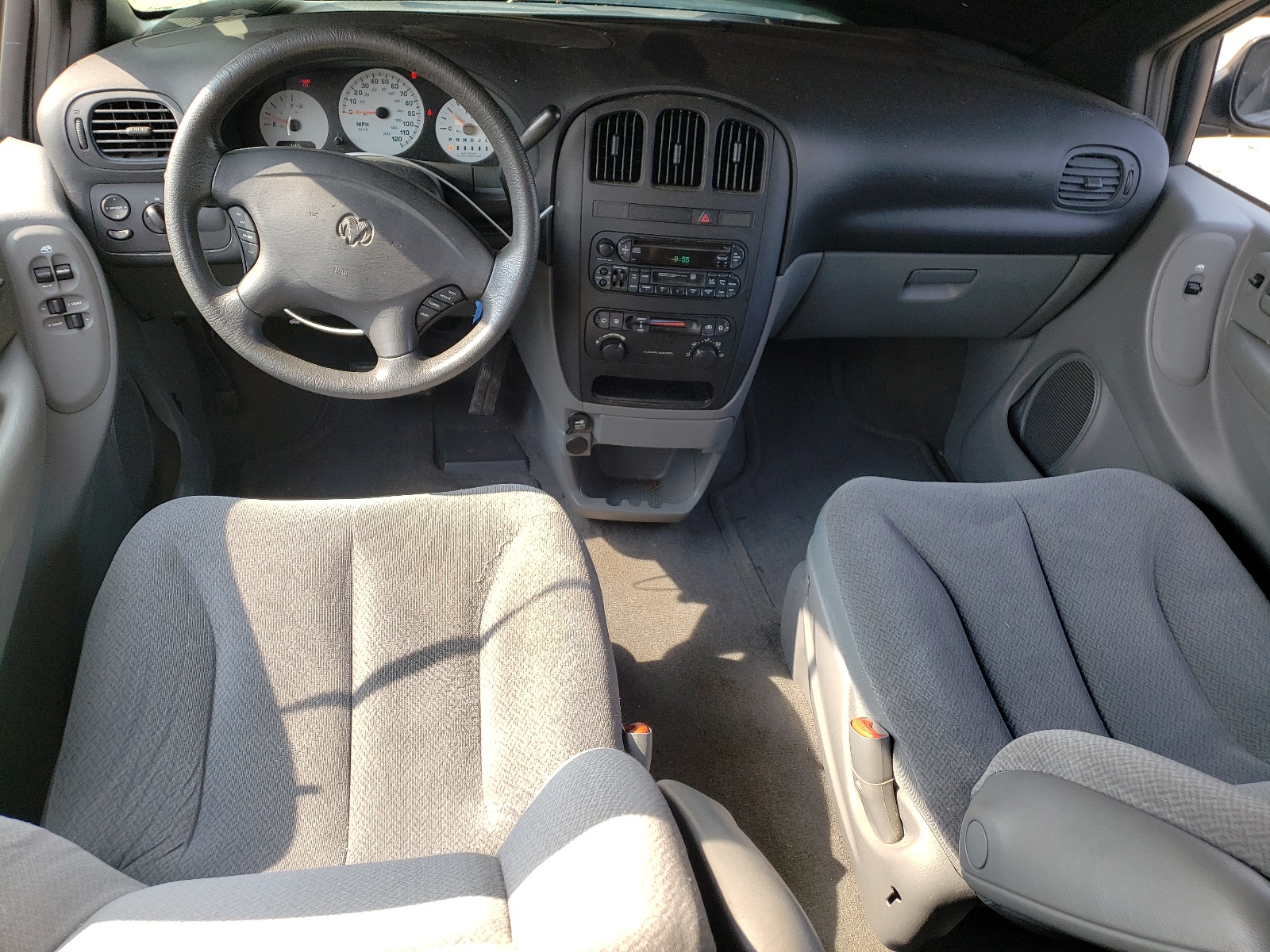 1D4GP45R64B578934 2004 Dodge Caravan Sxt