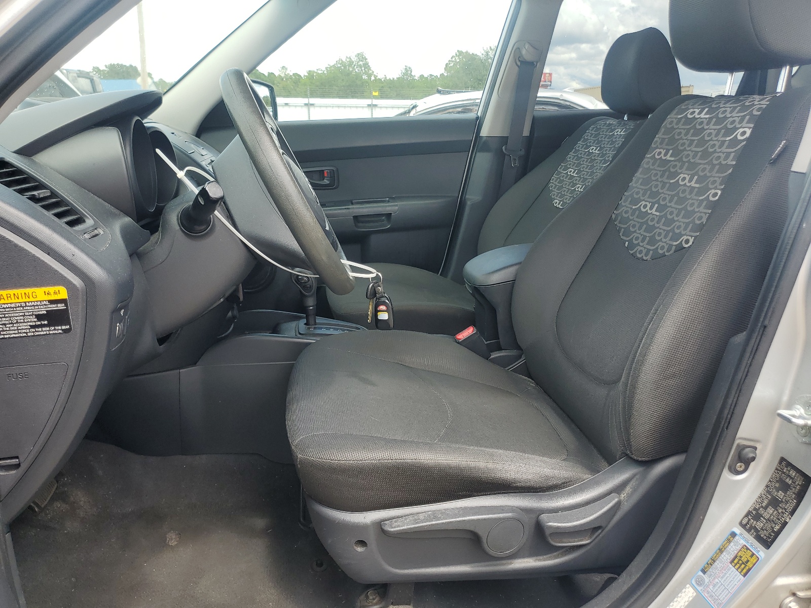 KNDJT2A26A7053124 2010 Kia Soul +