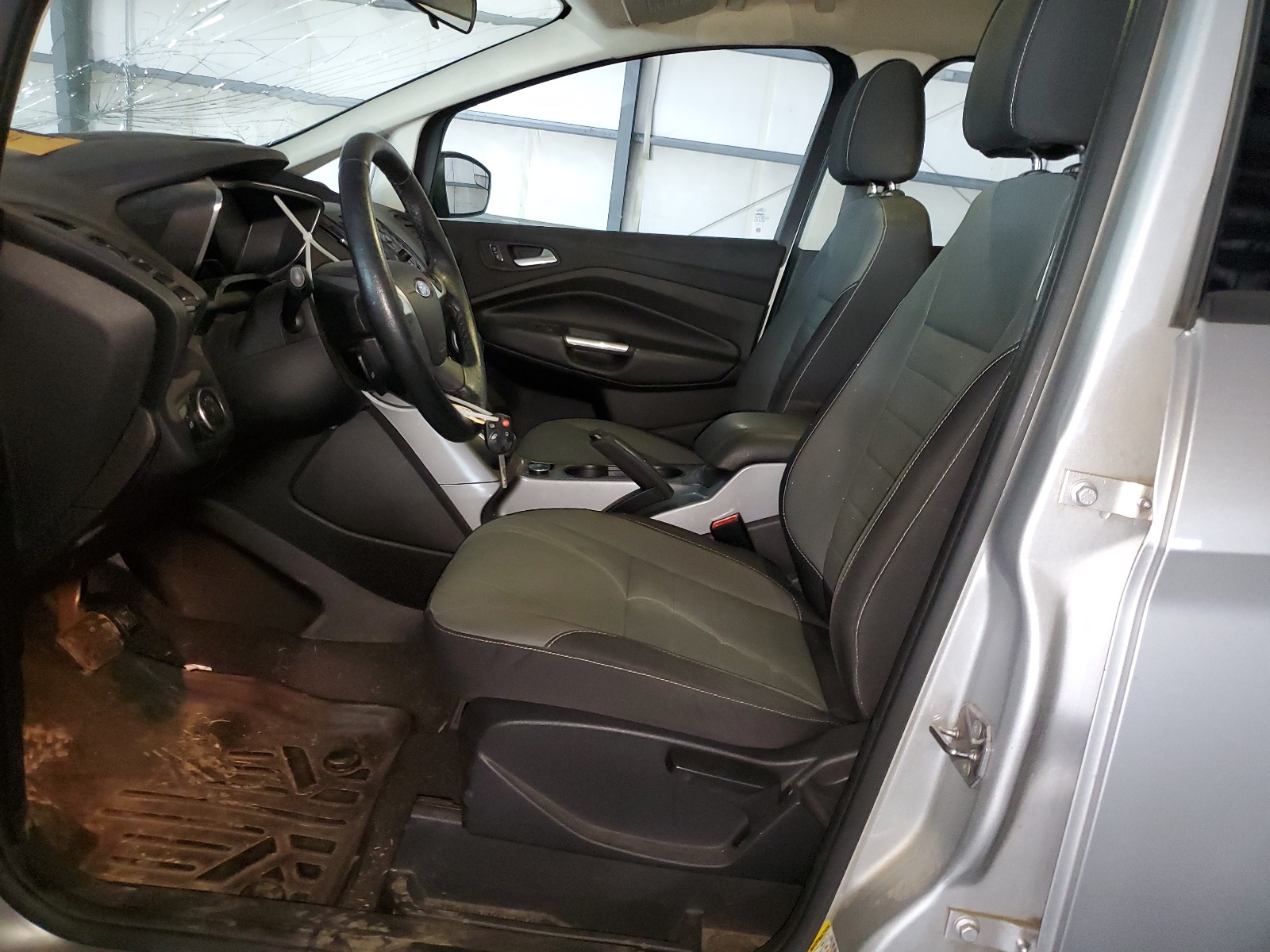 1FADP5AU5GL105868 2016 Ford C-Max Se