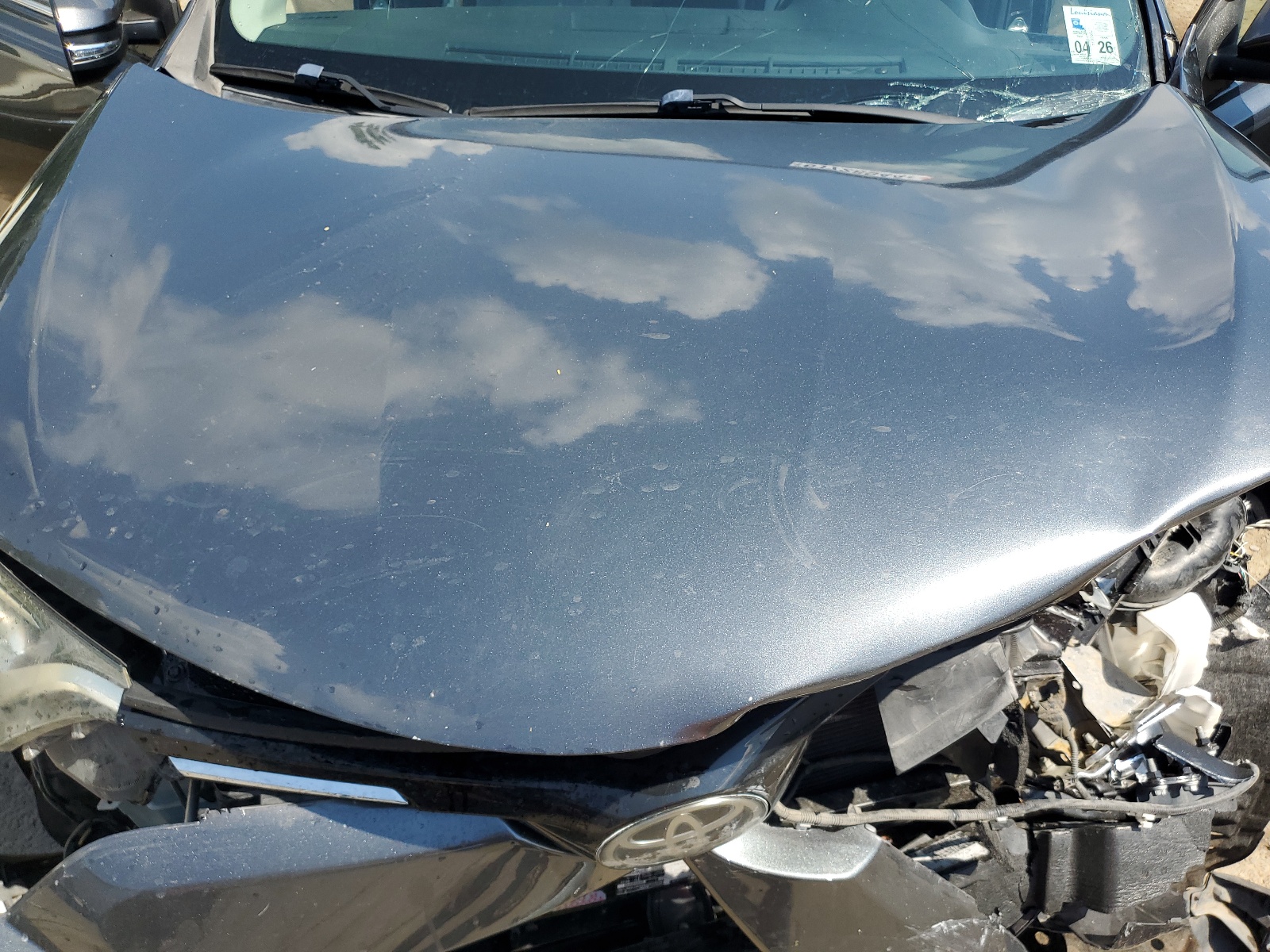 JTMWFREV8HD105343 2017 Toyota Rav4 Xle