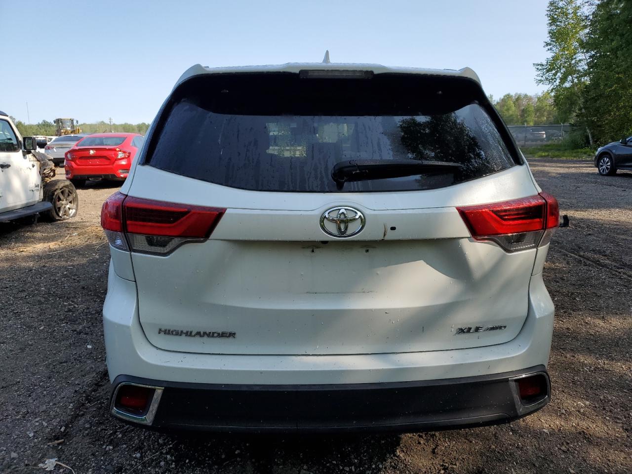 2018 Toyota Highlander Se VIN: 5TDJZRFH3JS902510 Lot: 63267594