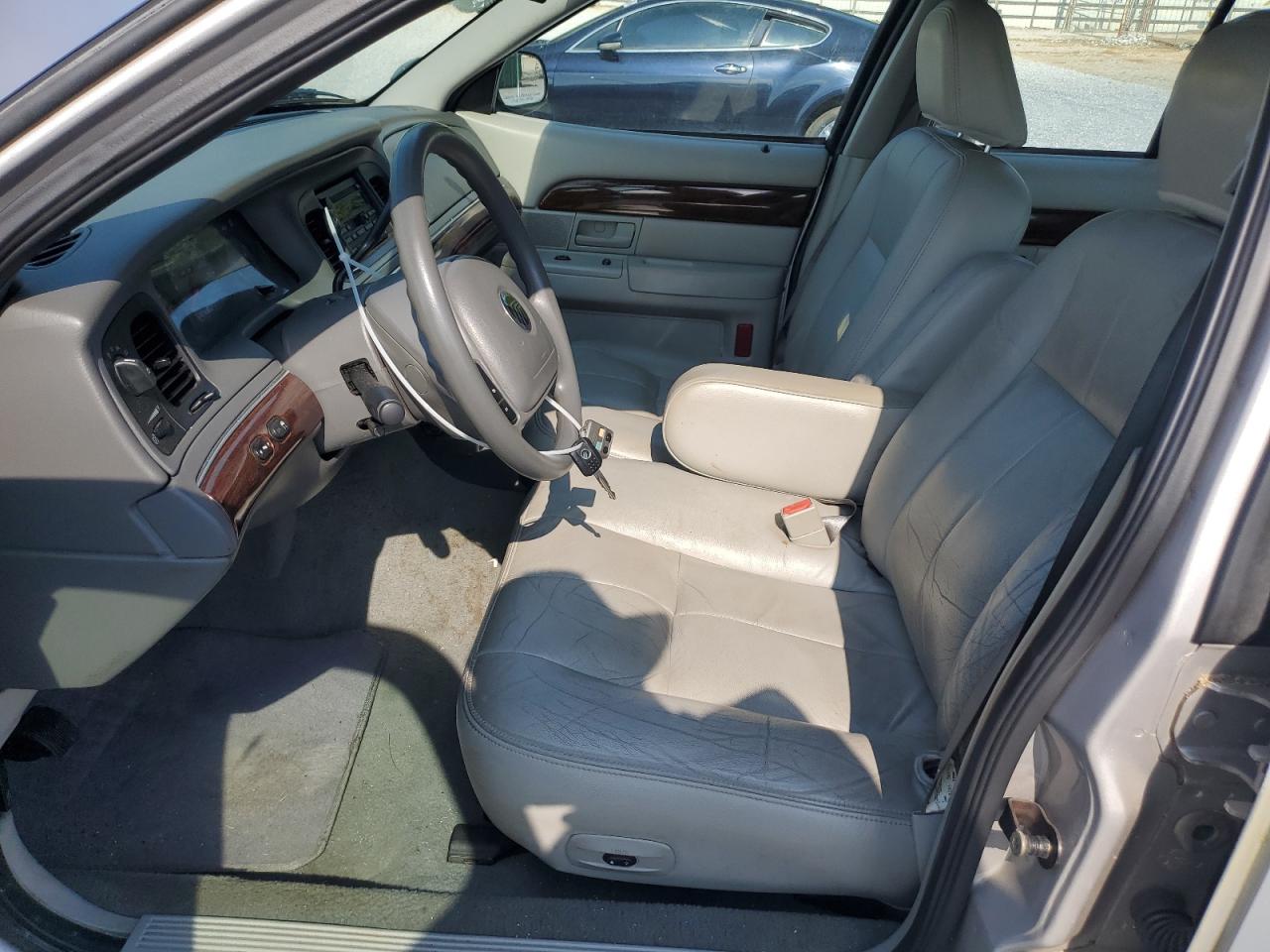 2004 Mercury Grand Marquis Gs VIN: 2MEFM74W04X614722 Lot: 63432824